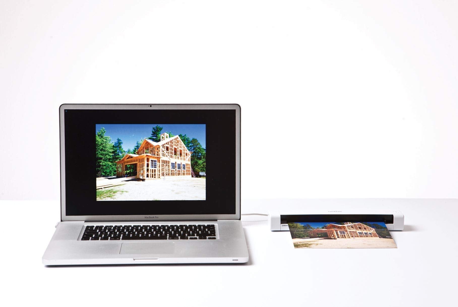 Brother Mobile Color Page Scanner, Ds 620, Fast Scanning Speeds, Compact And Lightweight, Compatible With Br Receipts, Black