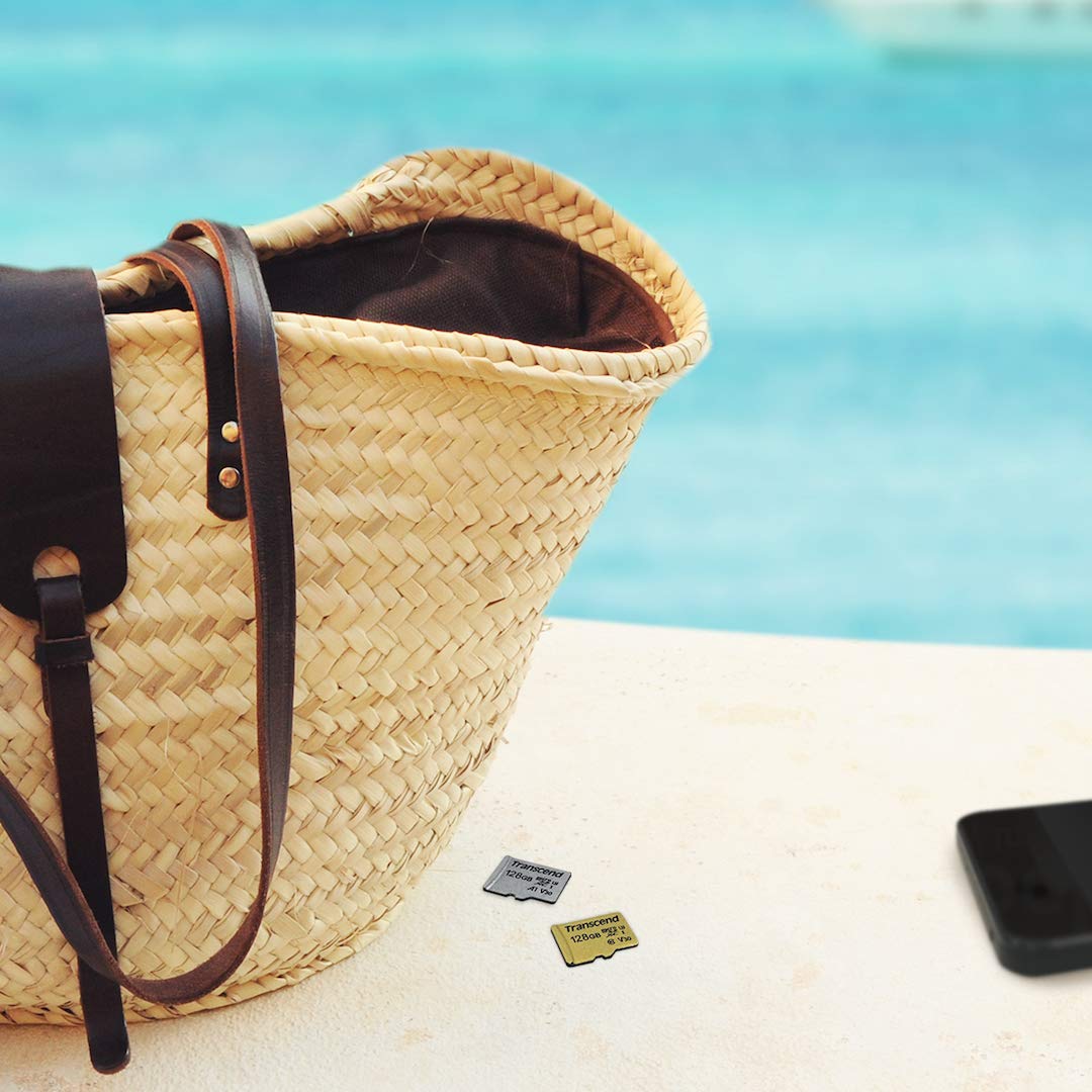 Transcend 64Gb Microsdxc Uhs I Class 10 U1 Memory Card With Adapter (Ts64Gusd300S A)