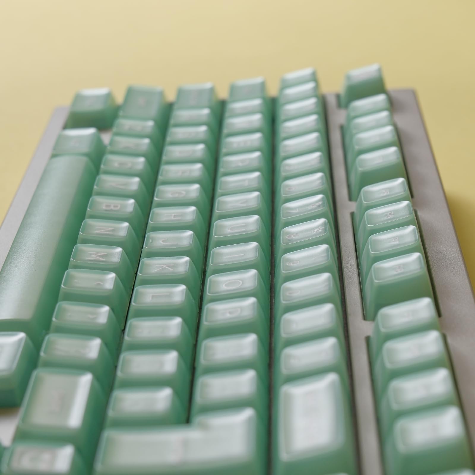 REDQIN ULTRAEQUIP Jade Keycaps Set - 160 Keys, PBT, Translucent, for Mechanical Keyboards - Green Jade Color