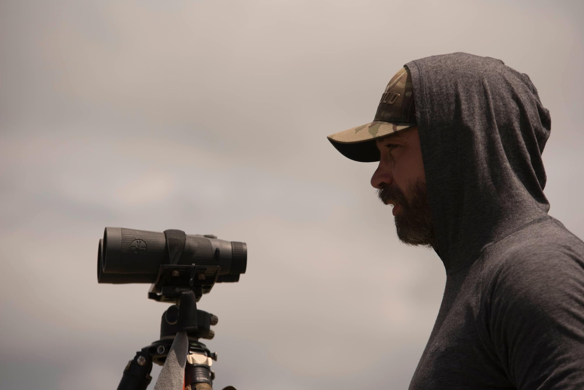 Leupold Binocular Tripod Adapter Tray, Black, Mount: 1/4-20