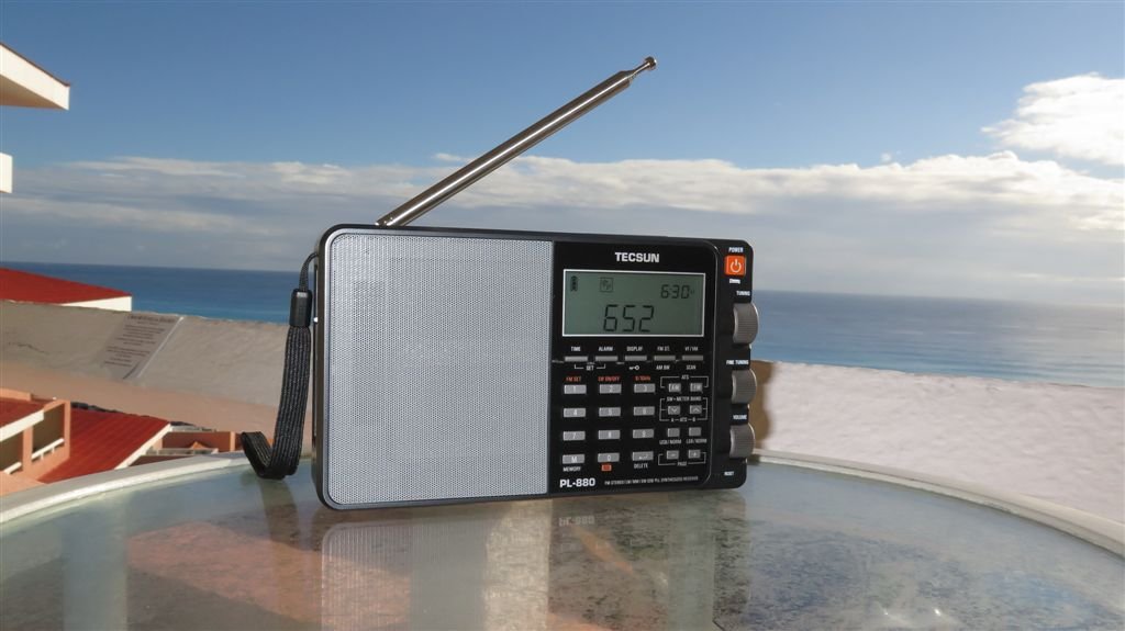 Tecsun Pl880 Portable Digital Pll Dual Conversion Am/Fm Longwave Shortwave Radio With Ssb (Single Side Band) Reception