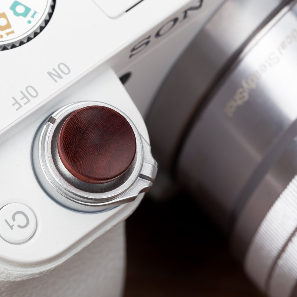 Vko Wood Soft Shutter Release Button Sticker Compatible With A7Riii A7Ii A7Iii A7Rii Rx100 V Iv Iii Ii A6000 A6300 A6400 X T100 X T1 10.5Mm Concave Surface Red(Wood Grain Random)