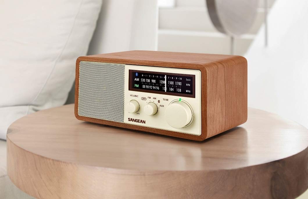 Sangean Wr 16 Am/Fm, Aux In, Bluetooth, Wooden Cabinet Radio