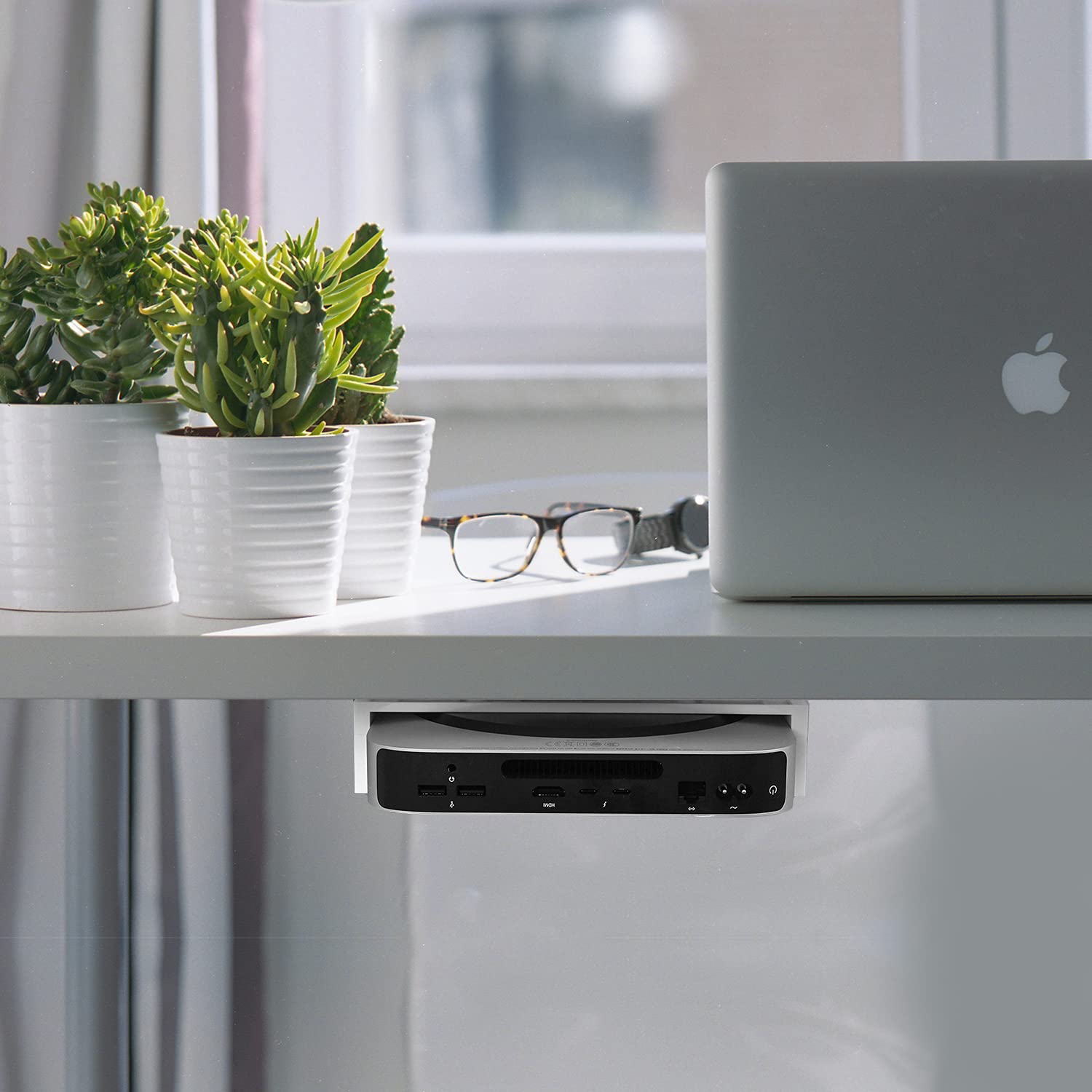 Hosanwell Mac Mini Mount | Custom Mount For The Mac Mini, Vesa Compatible, Wall Mount, Under Desk, Multiple Installation Ways