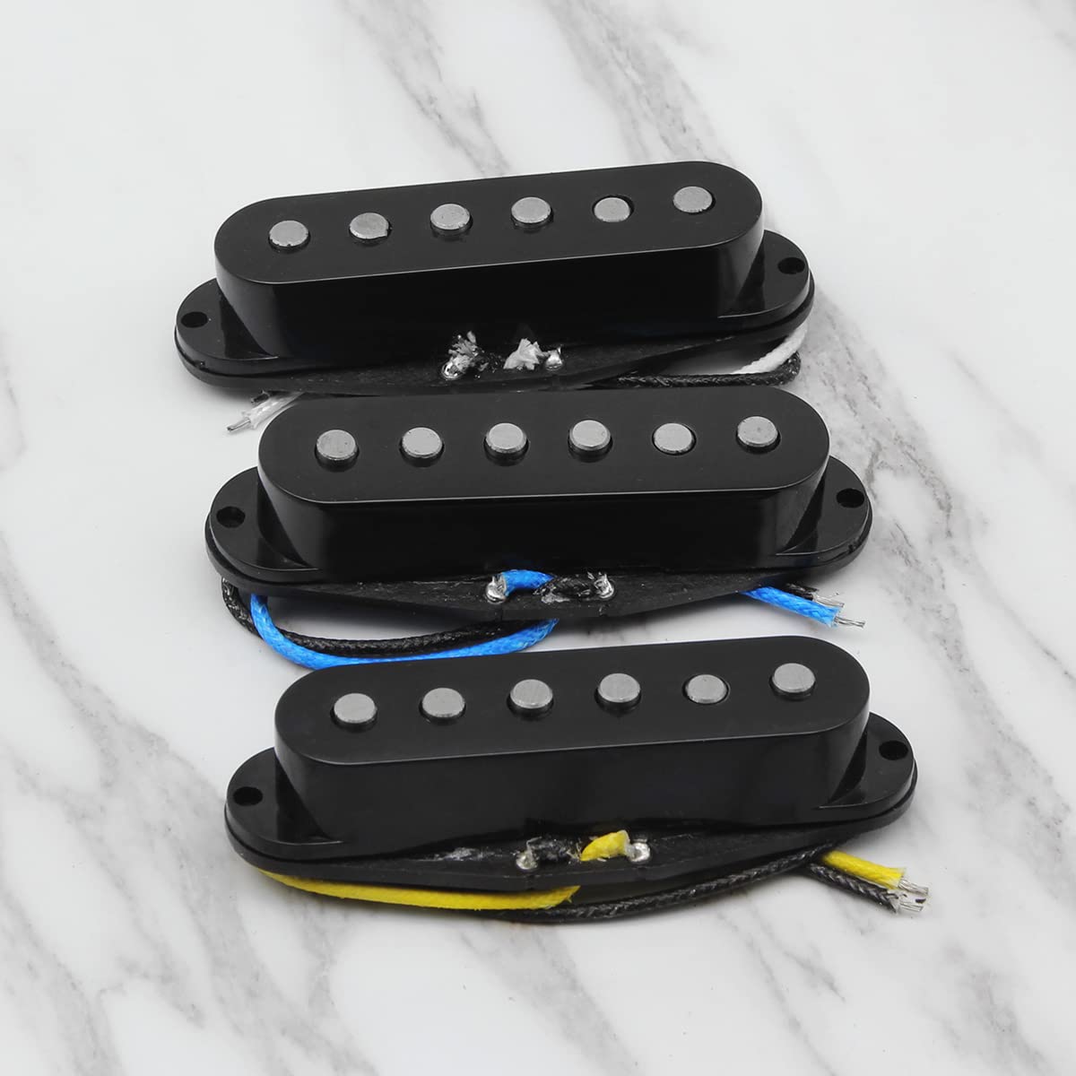 Fleor Single Coil Pickup Alnico 5 Guitar Neck/Middle/Bridge Pickups Set Staggered, Black