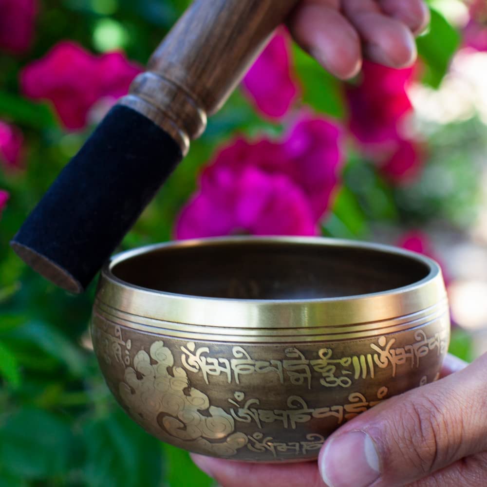 Tibetan Singing Bowl Set - Bronze Master Grade With Pure Tone & Thangka Art - Handmade In Nepal By Himalayan Bazaar (Gold & Yell