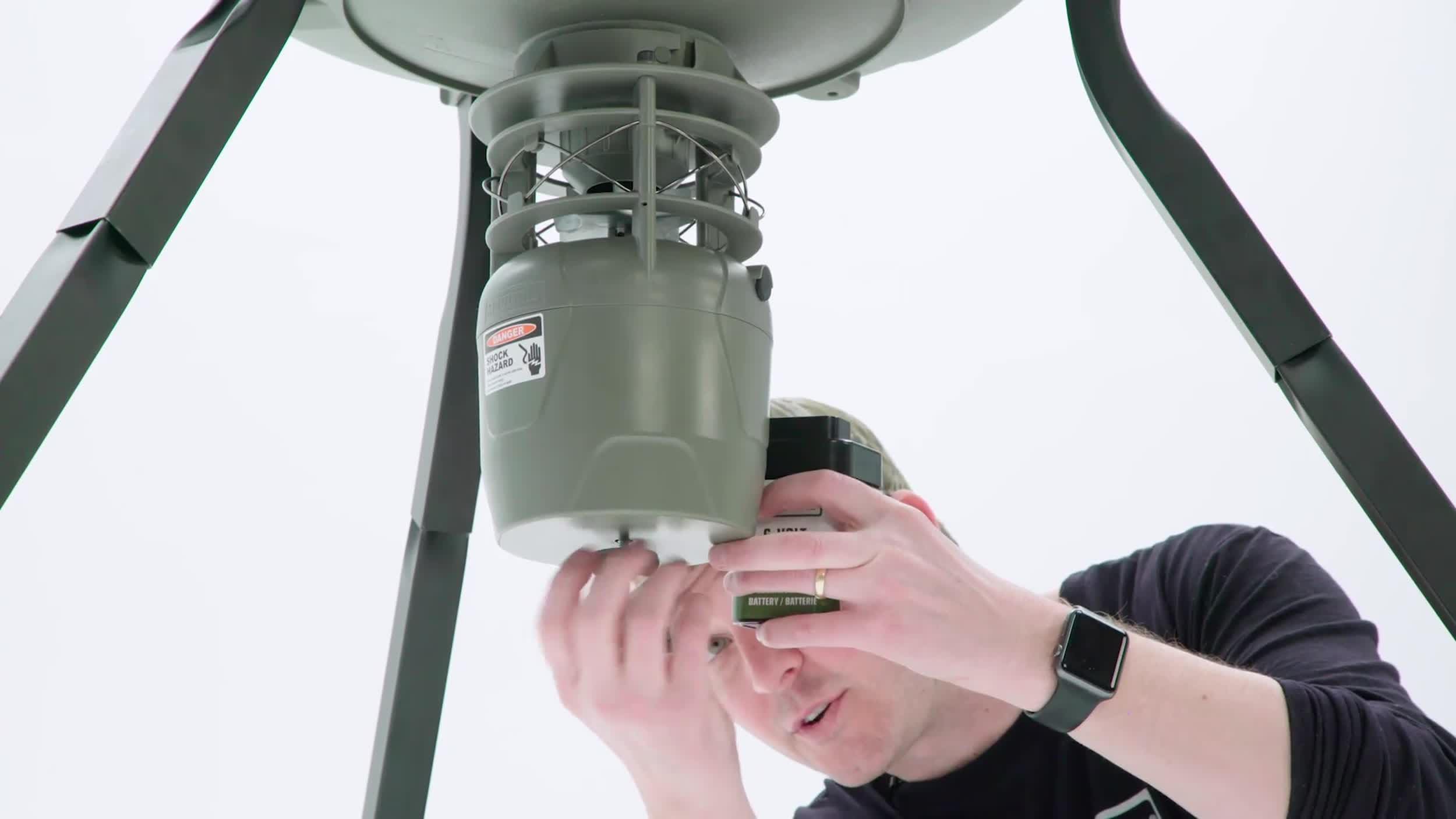 Moultrie Mfhp12406 6 Volt, 5 Amp Rechargeable Safety Battery,Multi