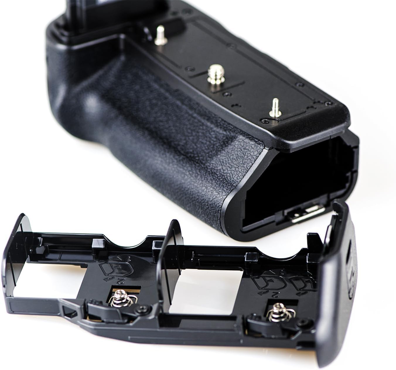 Qumox Bg R10 R5 R6 Vertical Multi Funtion Battery Grip Power Pack As Replacement For Canon Eos R5 R6 R5C R6 Mark Ii Camera (Not