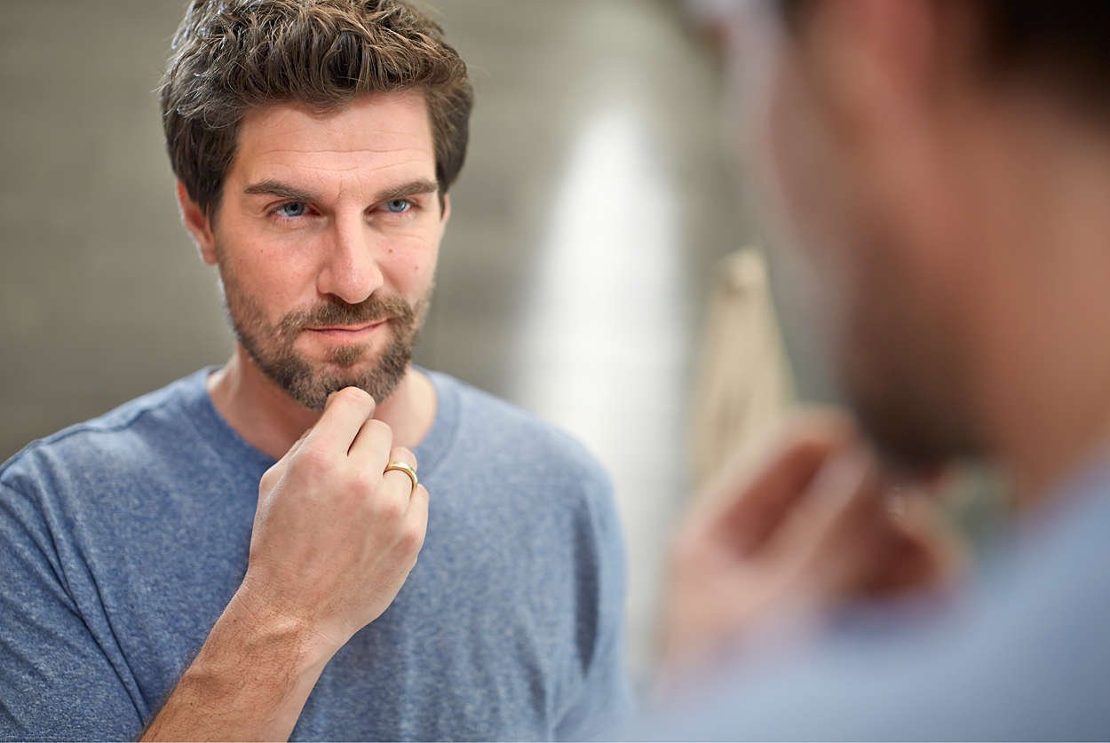 Philips Norelco Electric Shaver 5110 Wet & Dry, S5205/81, With Smartclick Precision Trimmer