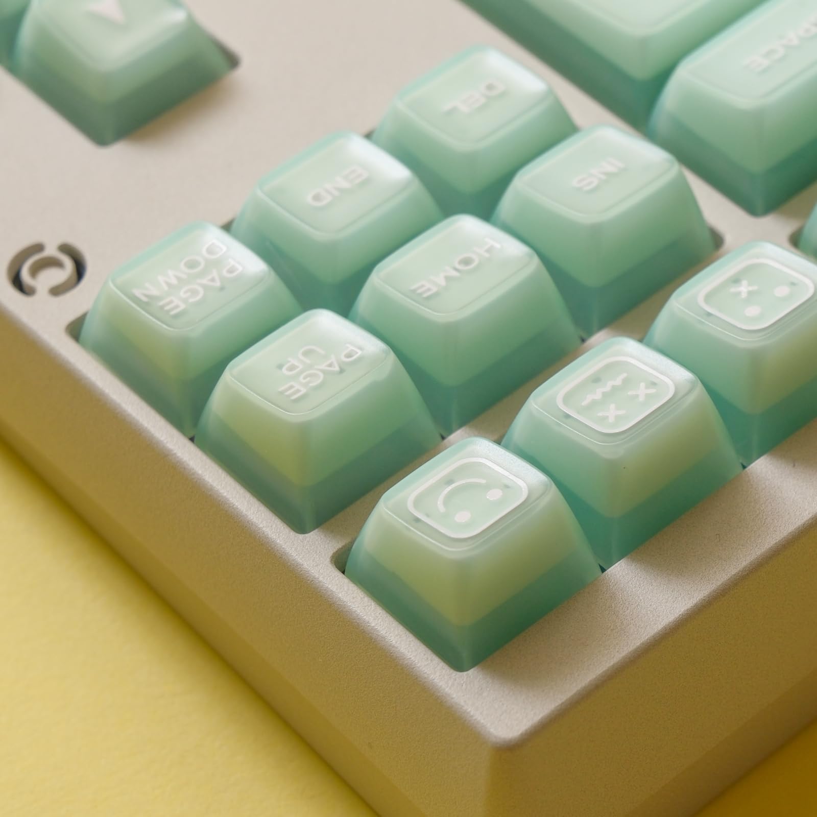 REDQIN ULTRAEQUIP Jade Keycaps Set - 160 Keys, PBT, Translucent, for Mechanical Keyboards - Green Jade Color