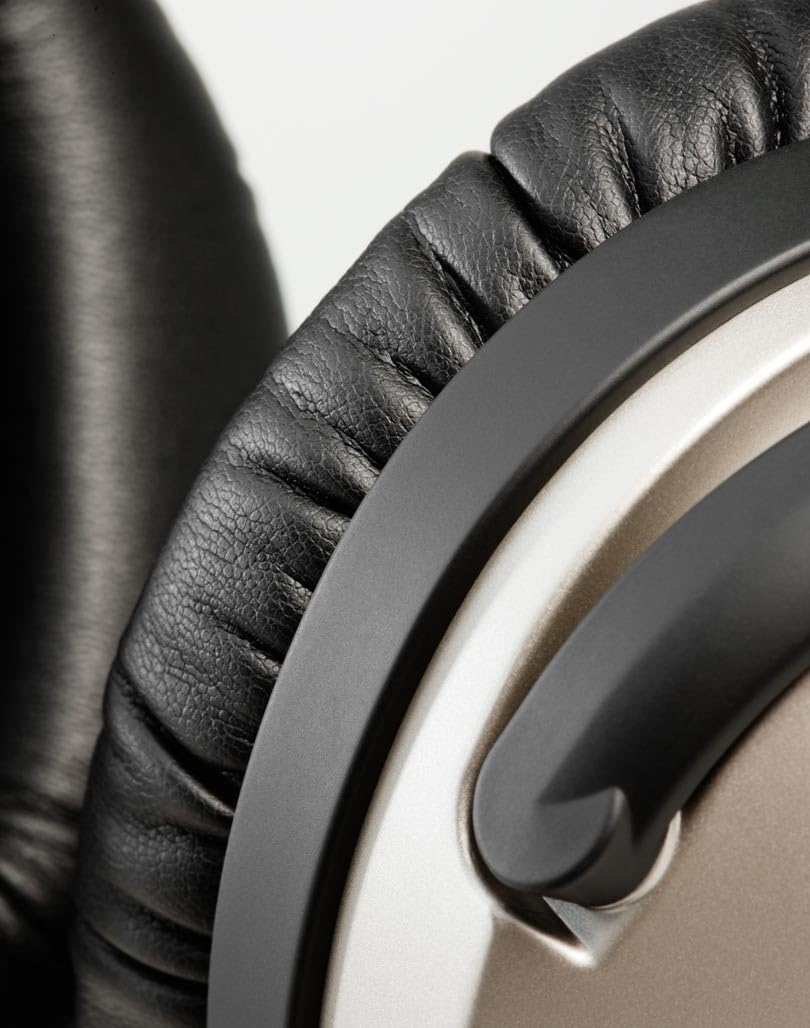 Lightspeed Zulu 3 Premium Anr Aviation Headset With Noise Cancelling And Bluetooth (Ga Dual Plugs)