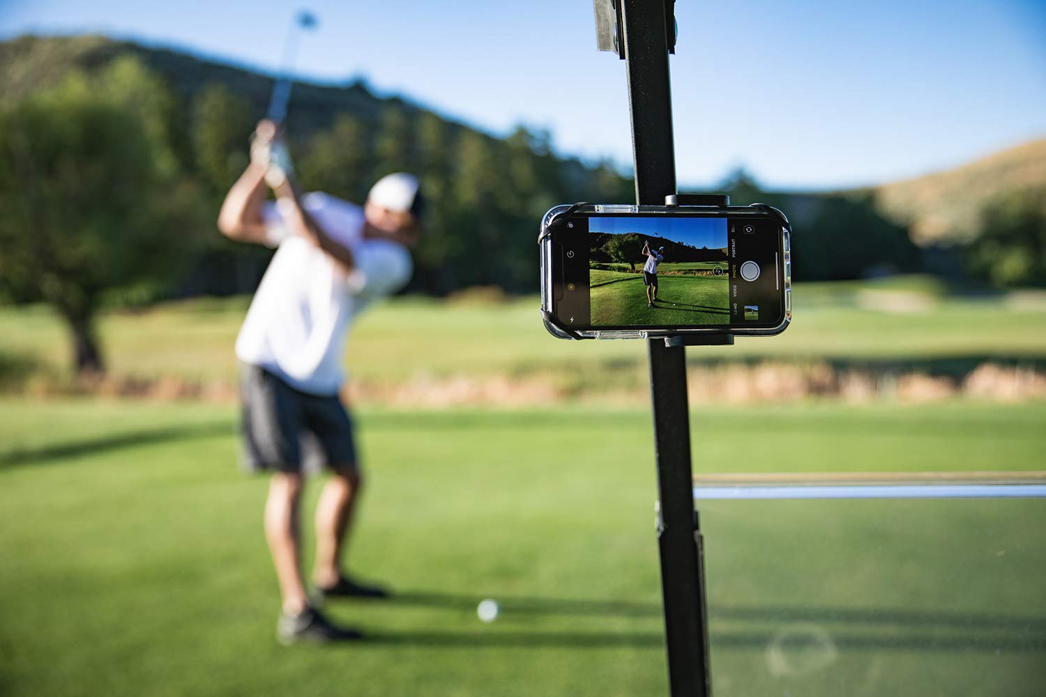 Golf Gadgets�   Swing Recording System | Golf Cart Or Pull Cart Mount For Smartphone. Compatible With Iphones, Samsung Galaxy, Htc, Any Phone. (Bar Mount)
