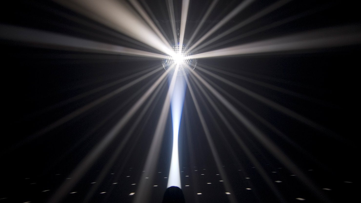 Chauvet Dj Led Pinspot 2 Compact Hard Edge Led Spot Light