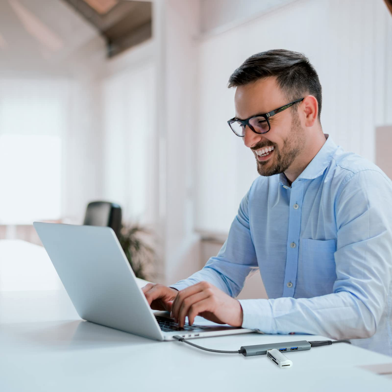 Henrety Usb Hub, 4 In 1 Ultra Slim Portable Data Hub Usb Splitter Usb 3.0 Expander For Laptop, Pc, Macbook, Mac Pro, Mac Mini, I