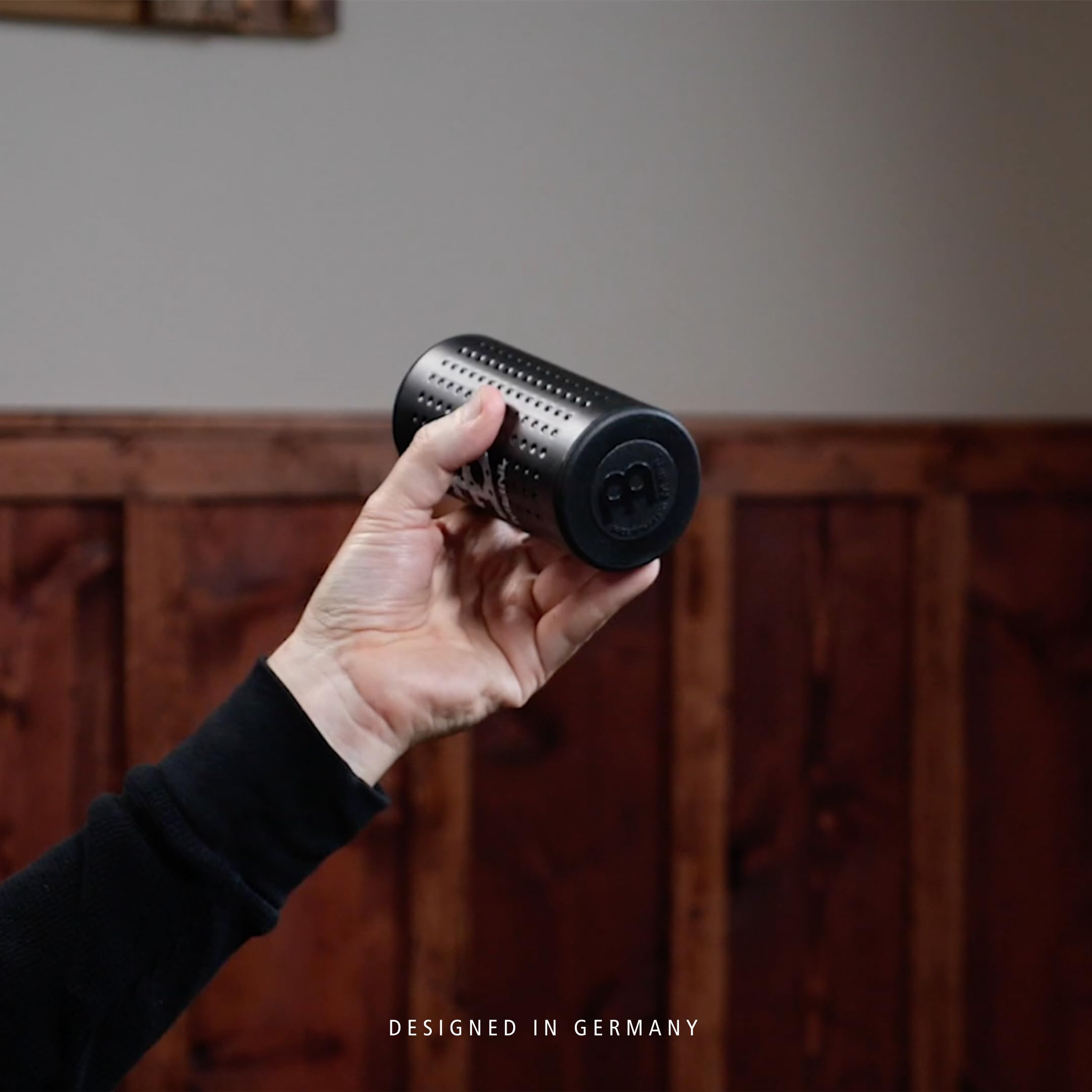 Meinl Percussion Studiomix Shaker With Textured Synthetic Body � Not Made In China � For Percussionists And Drummers, 2 Year Warranty (Sh12 M Bk)