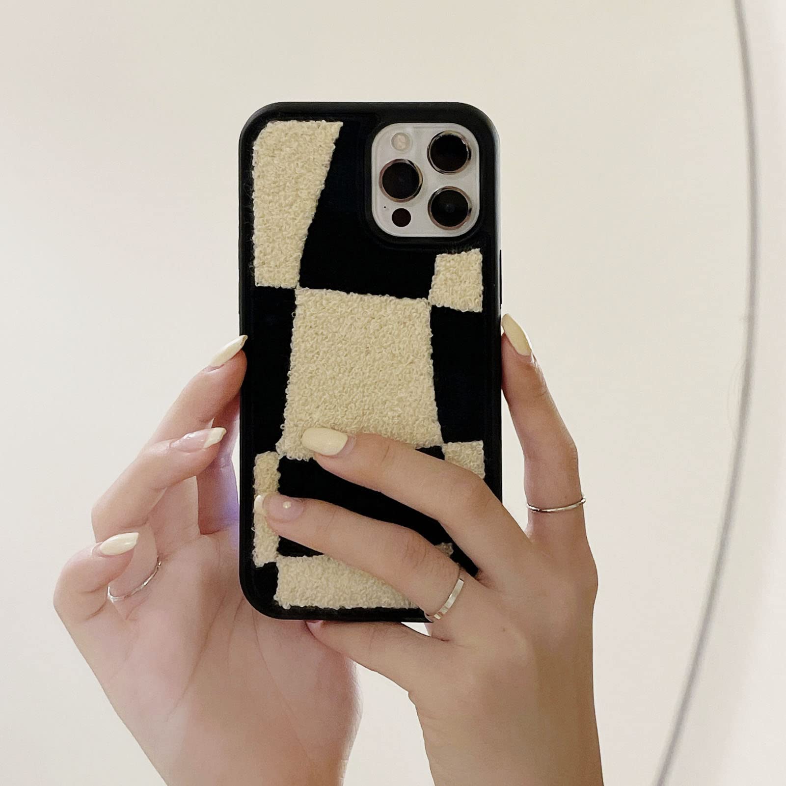 Tewwsdi iPhone 13 Pro Max Phone Case Terry Velvet Black White Checkered TPU