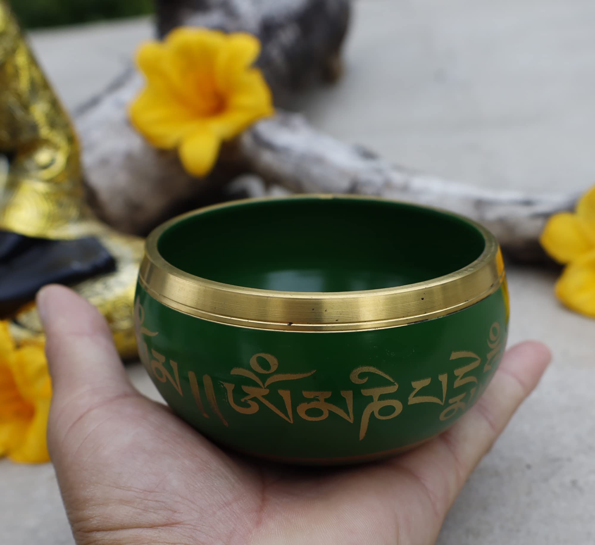 Dharmaobjects Tibetan Meditation Om Mani Singing Bowl/Cushion/Mallet (Green)