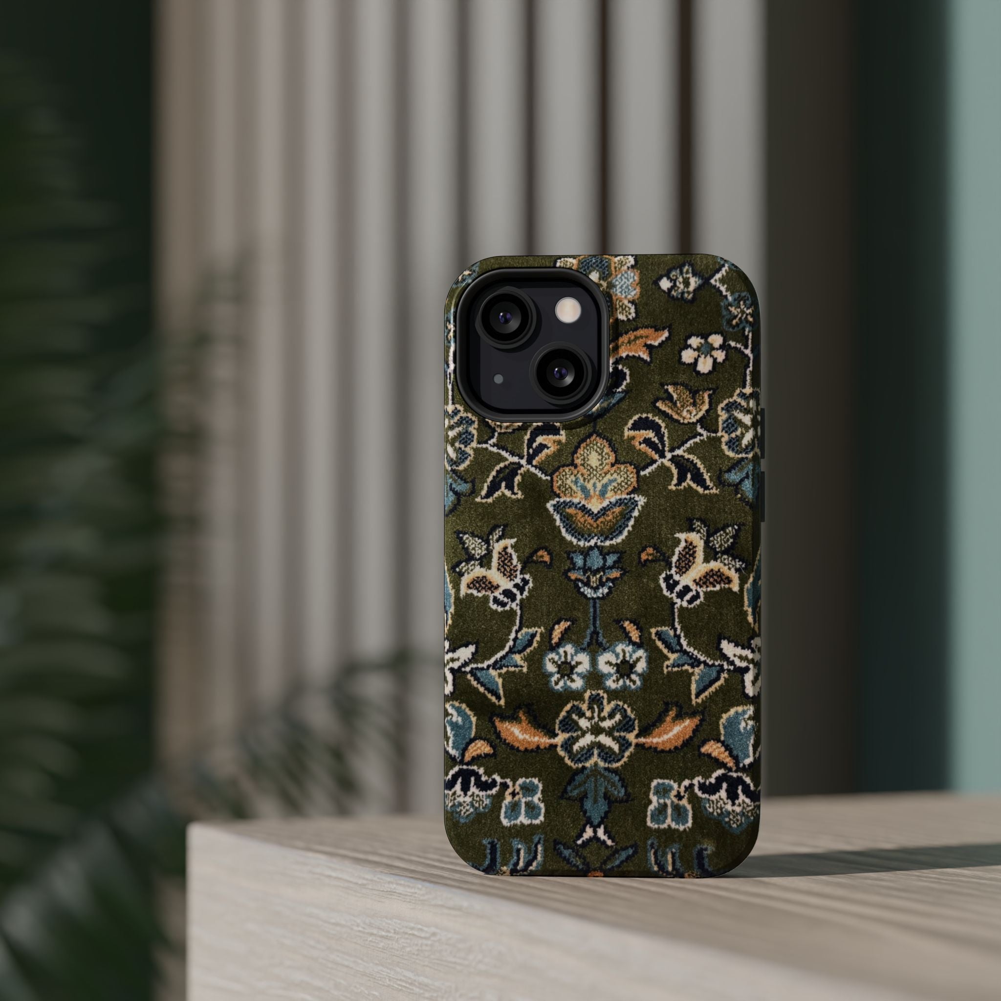 Rawdah Magnetic Tough iPhone Cases (Compatible with MagSafe)