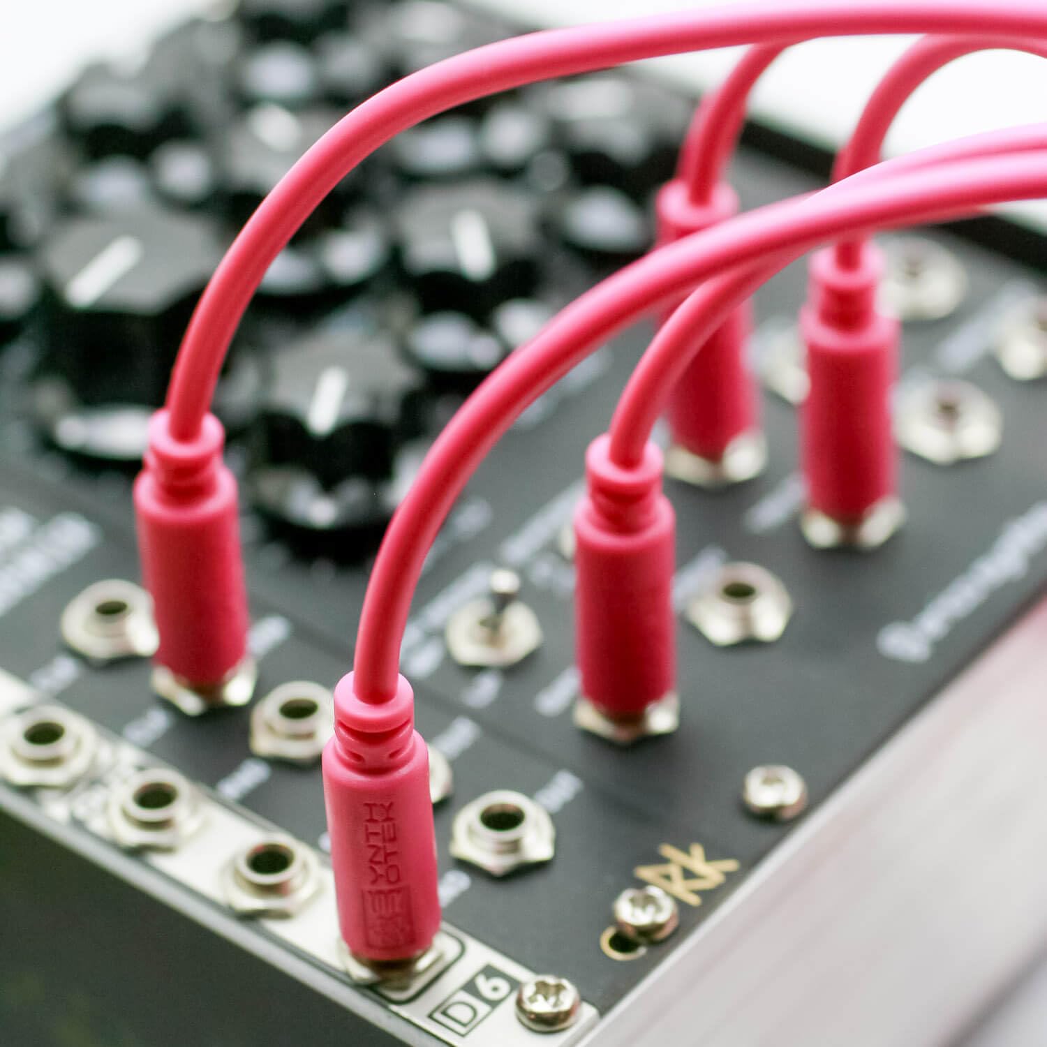 Synthrotek Eurorack Patch Cables   20 Pack! 3.5Mm 1/8 Inch Mono 6'' 12'' 18'' 24'' (15Cm, 30Cm, 45Cm, 61Cm)