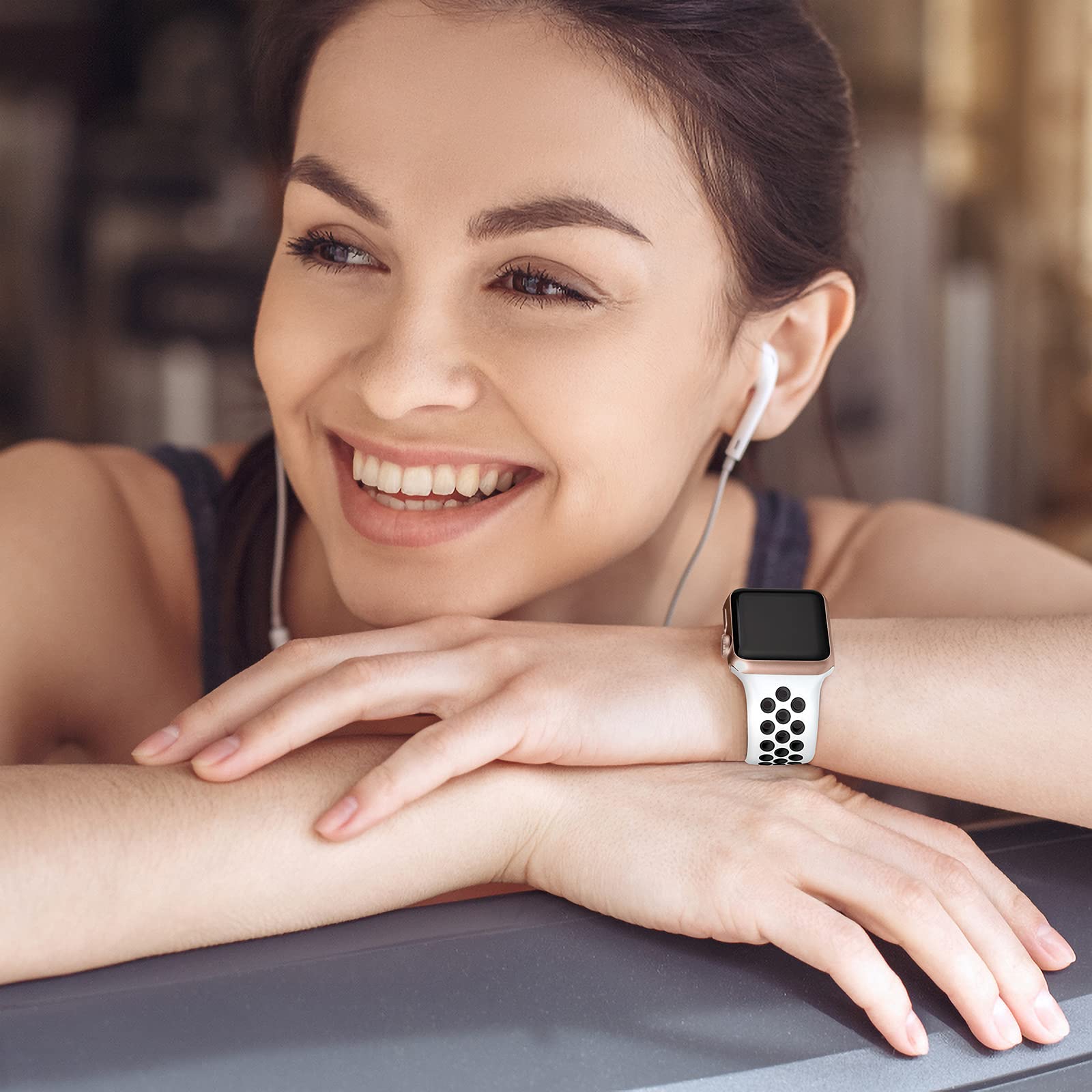 Lerobo Compatible With Apple Watch Band 40Mm 41Mm 38Mm For Women Men,Soft Silicone Sport Replacement Strap Band For Iwatch Ultra