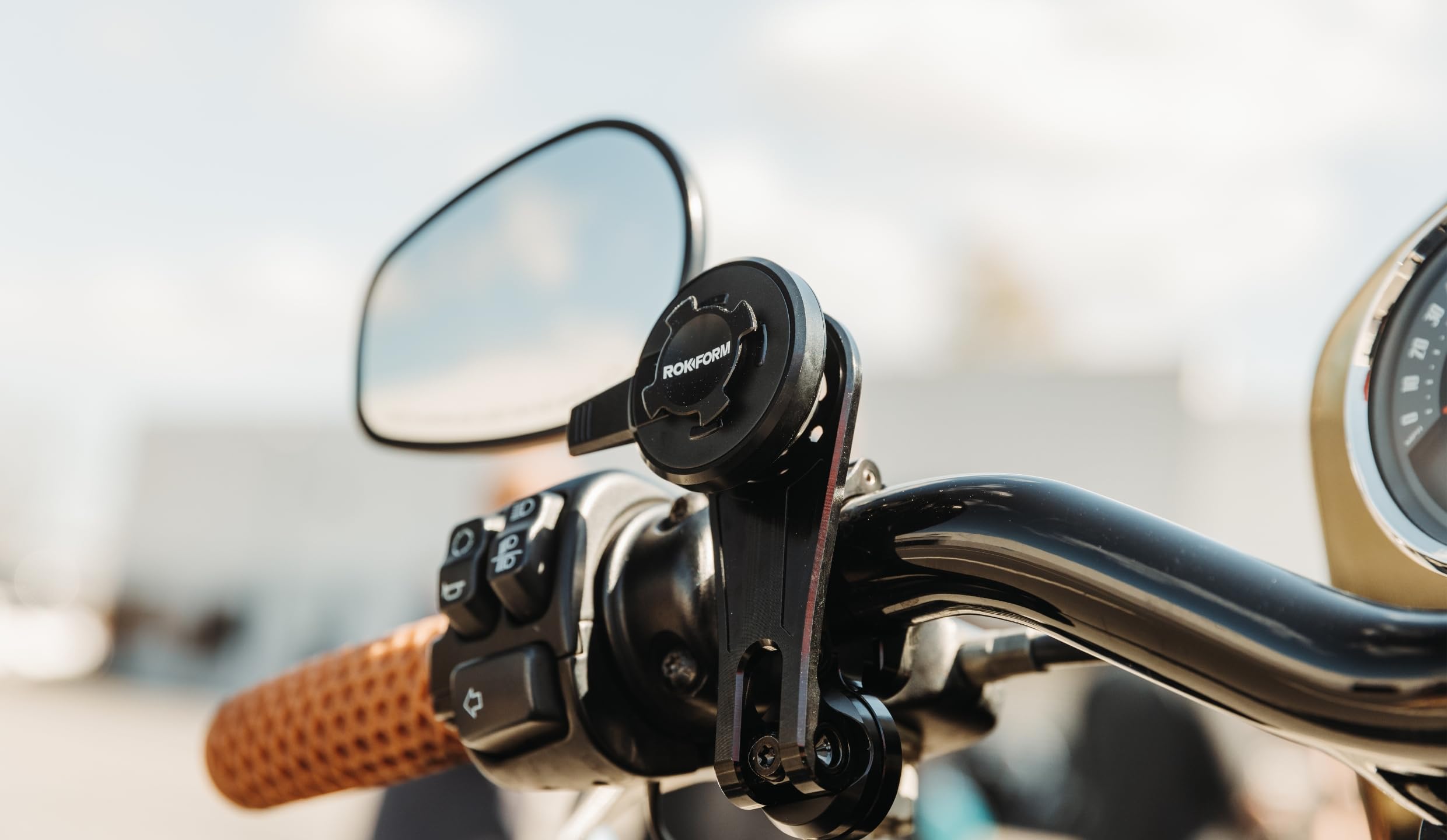 Rokform - Universal Motorcycle Mount Vibration Dampener, For Motorcycle And Bike Phone Mounts, For Iphone, Samsung, & Pixel Twis