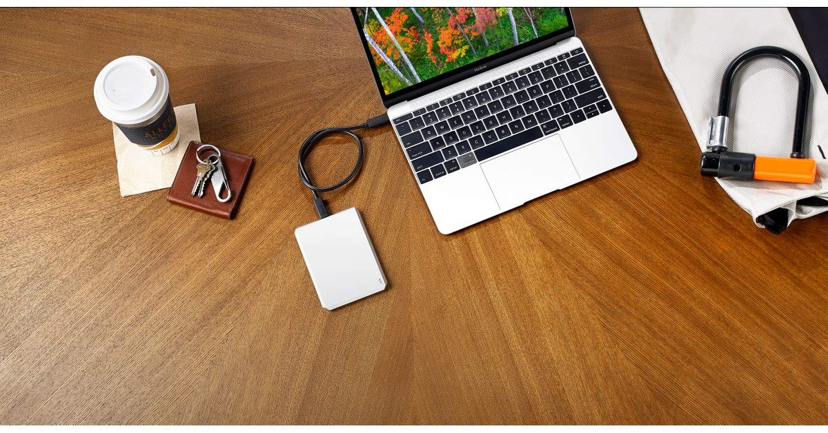Lacie Mobile Drive, 4 Tb , External Hard Drive Hdd   Moon Silver, Usb C Usb 3.0, With Rescue Services (Sthg4000400)