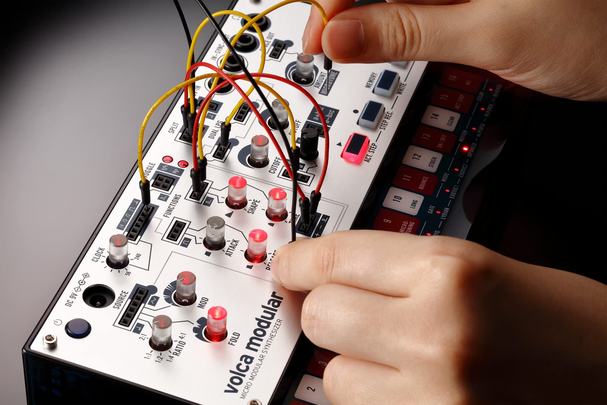 Korg Volca Modular Micro Synthesizer Semi Modular W/ Eight Modules And 16-Step Sequencer