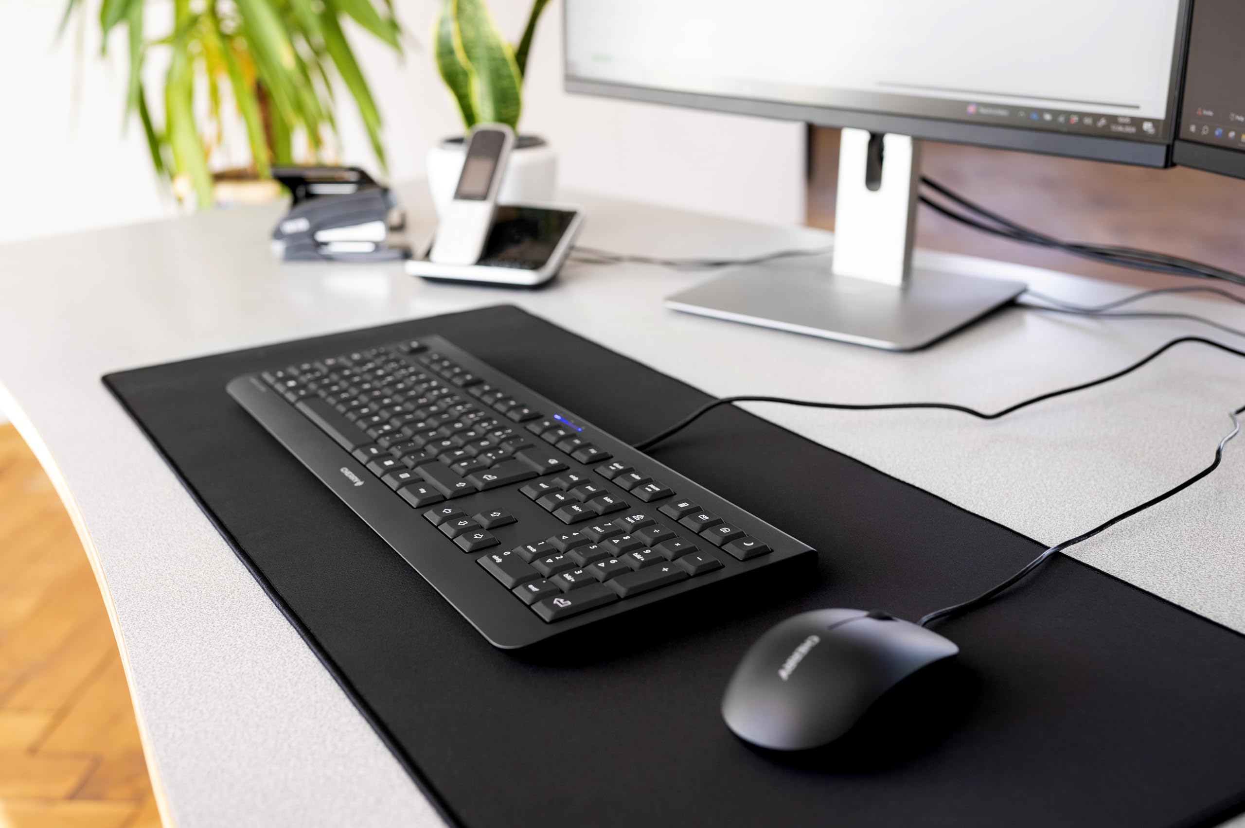 Cherry Dc 2000   Keyboard And Mouse Combo   4 Additional Keys   Us Layout   Qwerty Keyboard   Gs Approval   Black