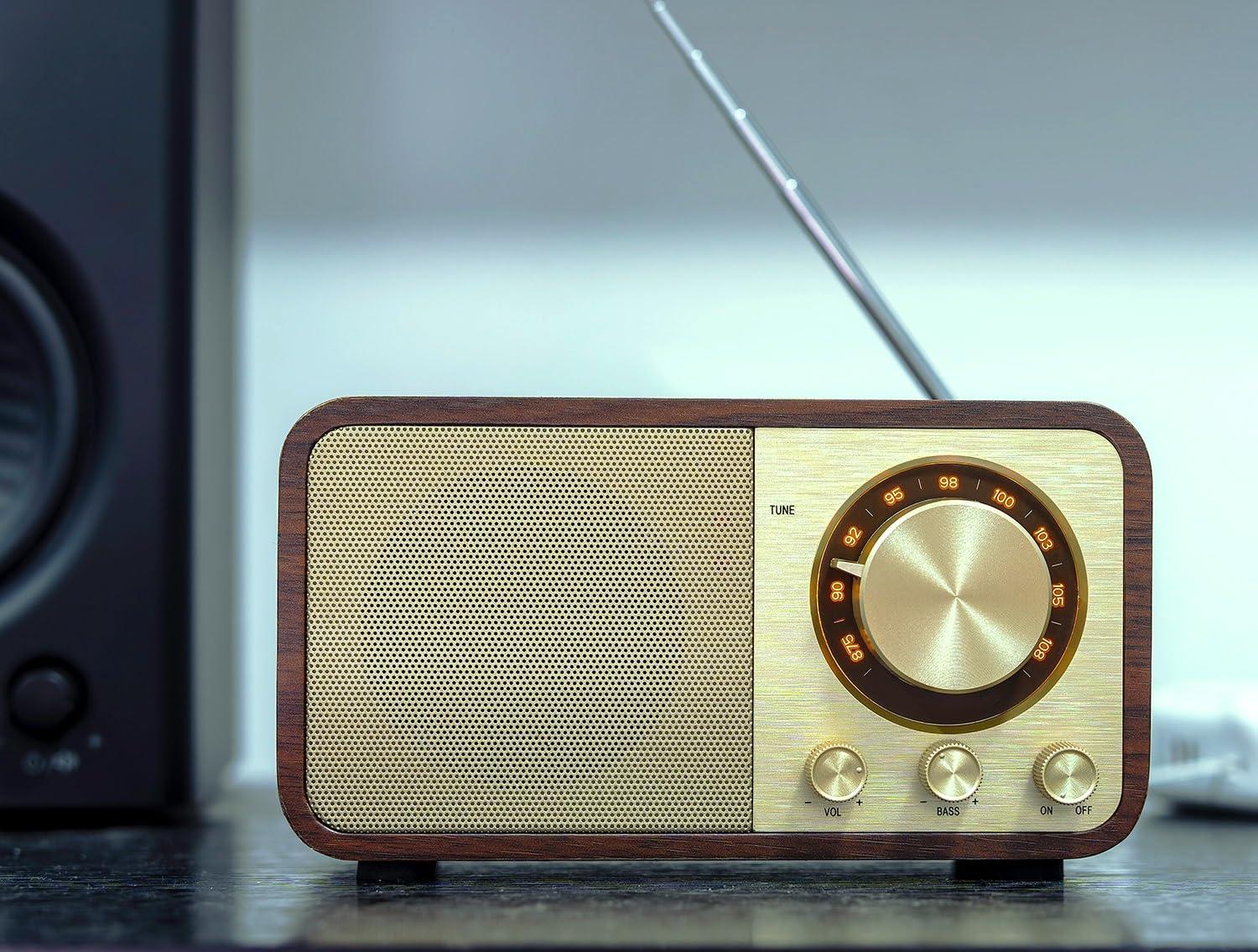 Bentmax Fm Radio With Bluetooth Retro Bluetooth Speaker Vintage Radio With Sd/Usb Memory Music Player Function, Wireless Streami