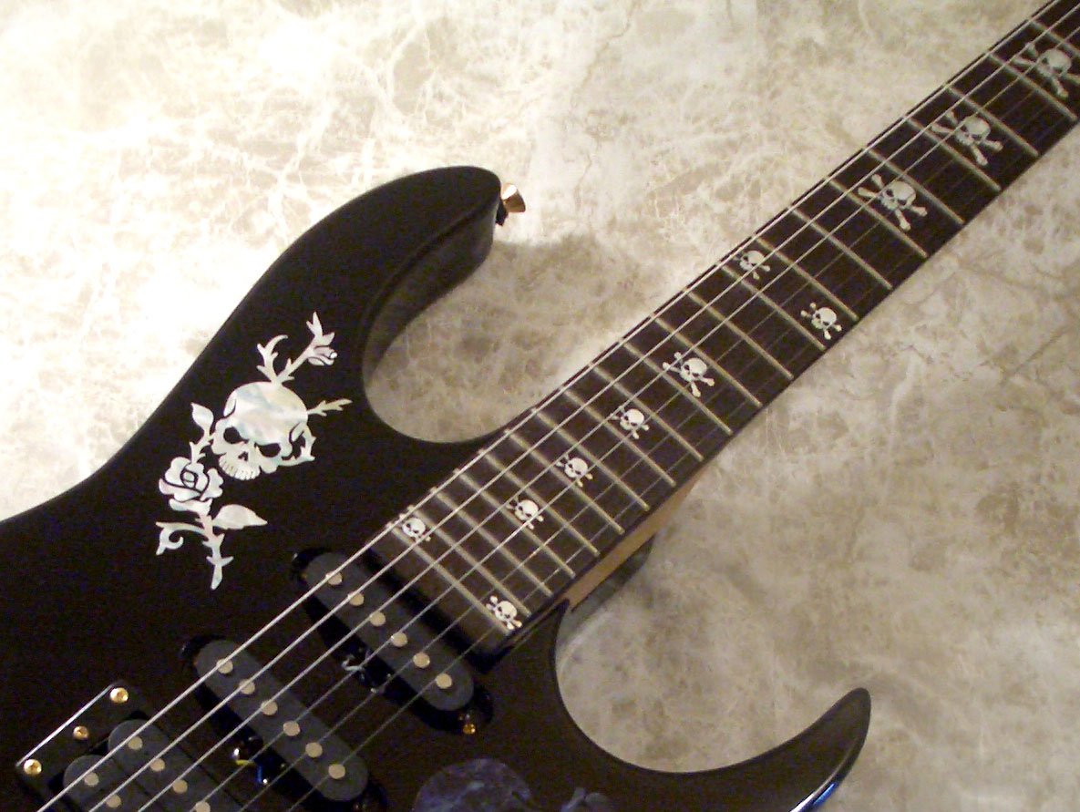 Inlaystickers Sticker/Decal (B 135Rs Wt)