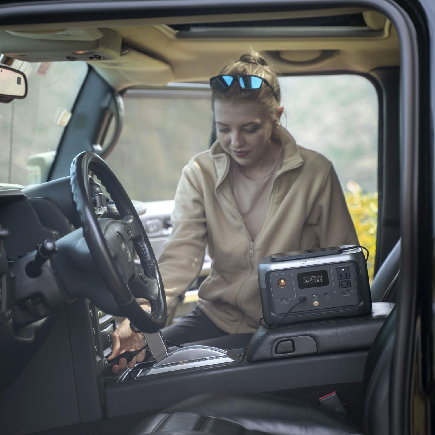 Ef Ecoflow Portable Power Station River 2, 256Wh Lifepo4 Battery/ 1 Hour Fast Charging, 2 Up To 600W Ac Outlets, Solar Generator