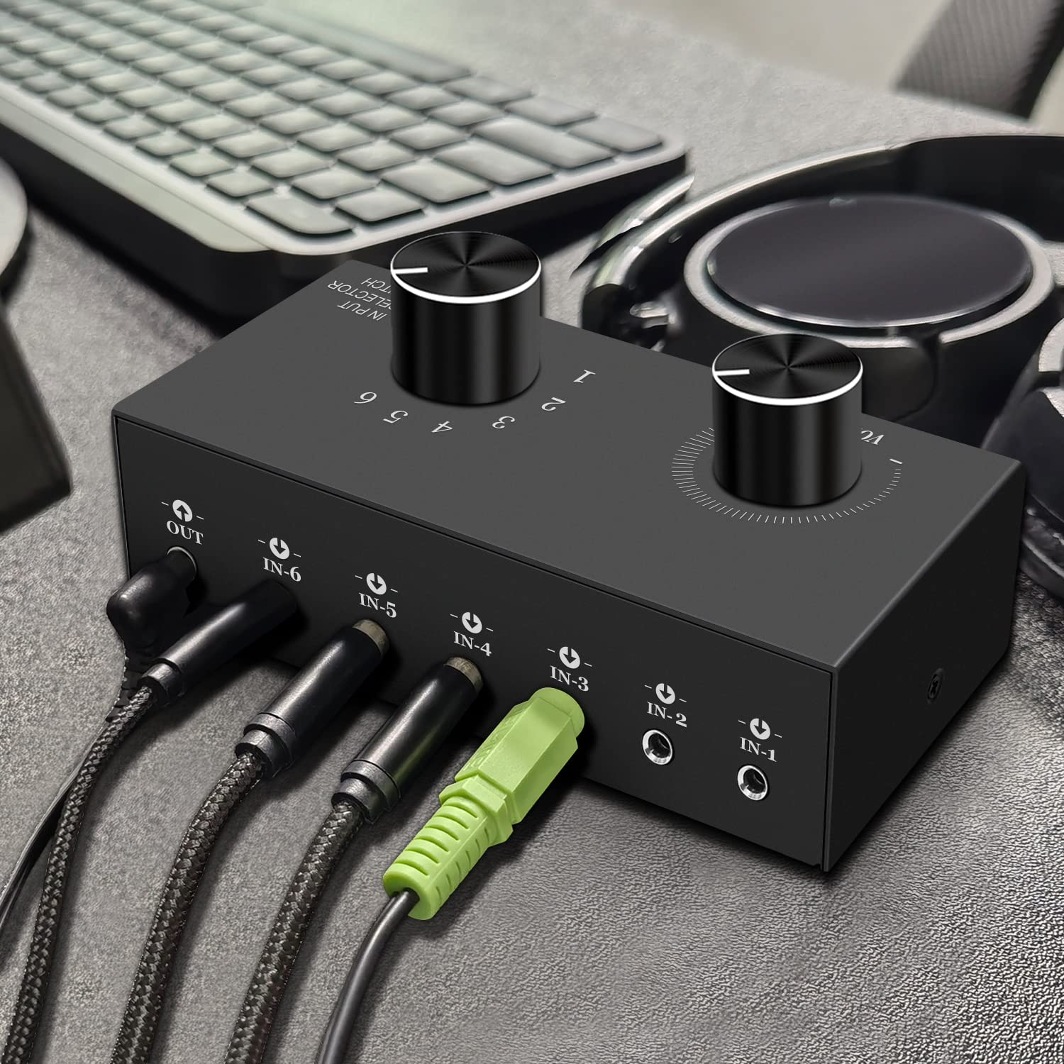 6 Channel 3.5Mm Audio Switcher, 1 Input 6 Output Passive Stereo 1/8� Aux Selector Box For Speaker/Headphones/Laptop/Computer/Smartphone And Ps4/Ps5 Gaming System Ect.