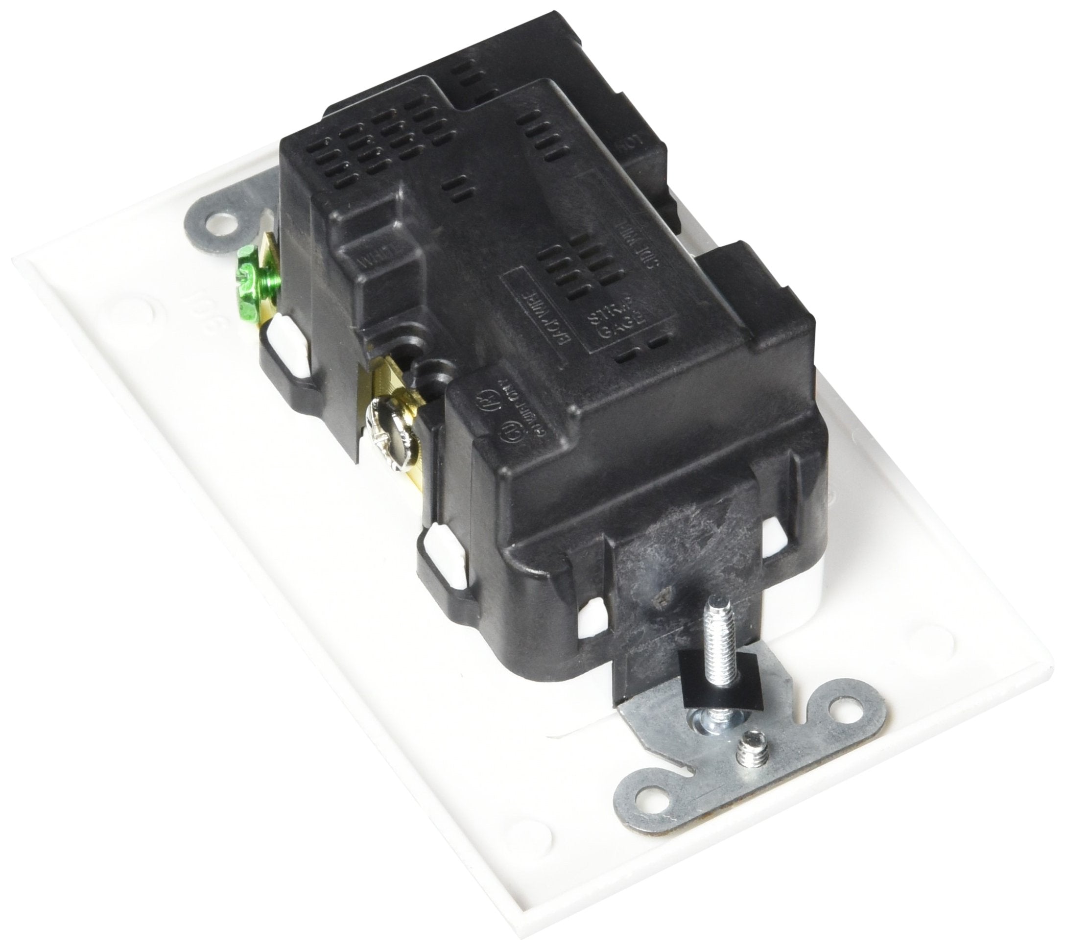 Diamond Group 61070Usb White Dual Usb Charger With Duplex Receptacle