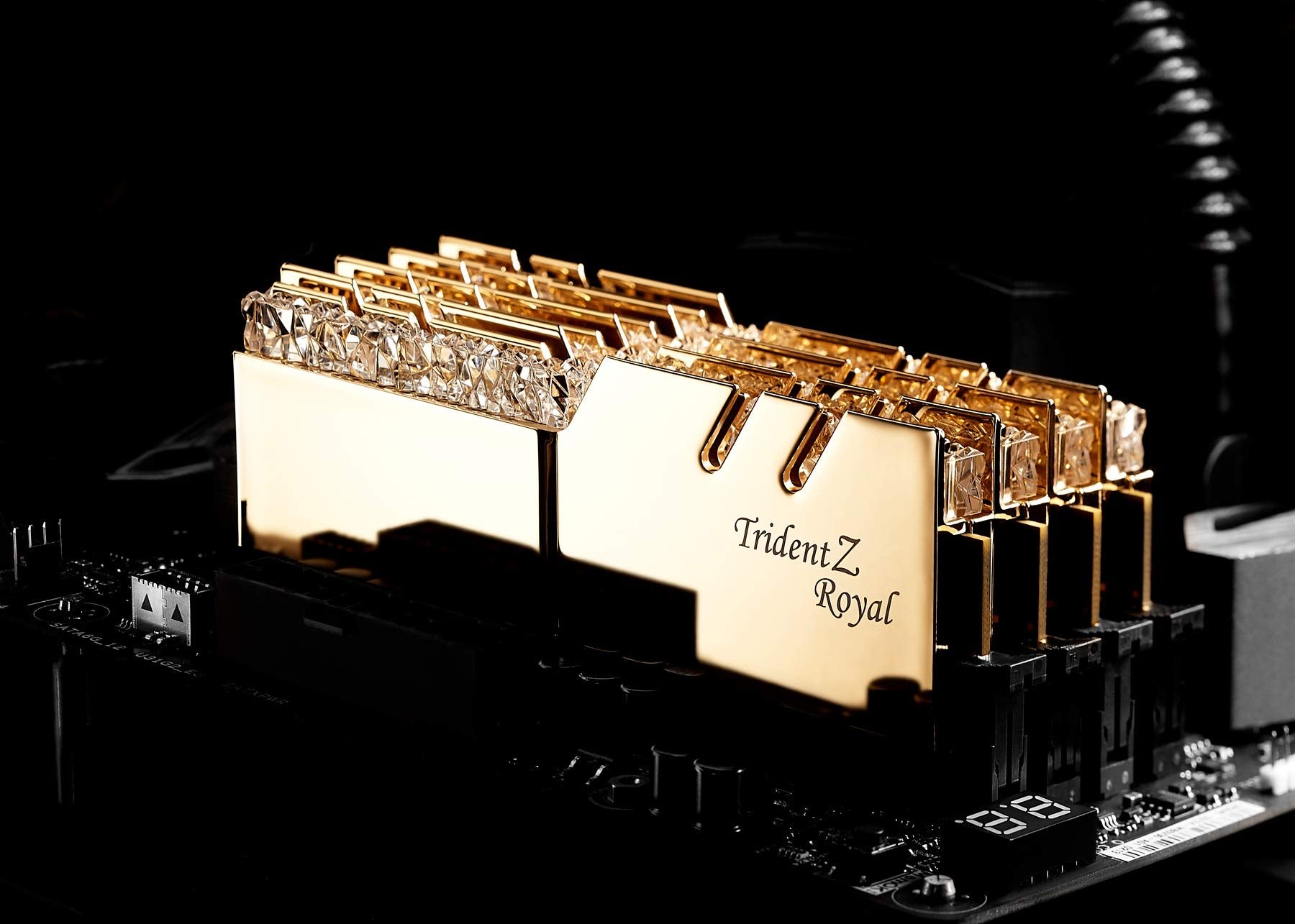 G.Skill 32Gb Ddr4 Trident Z Royal Gold 3600Mhz Pc4 28800 Cl19 1.35V Dual Channel Kit