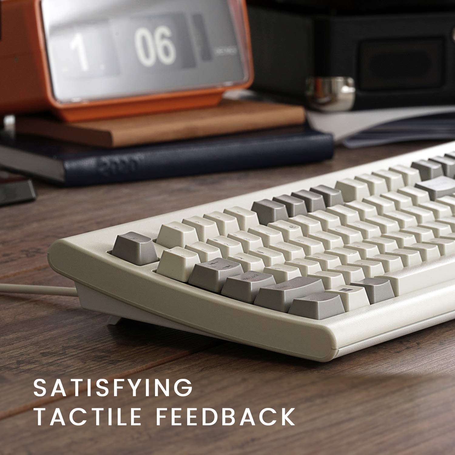 Perixx Periboard 106M, Wired Performance Full Size Usb Keyboard, Curved Ergonomic Keys, Classic Retro Gray/White Color, Us Engli