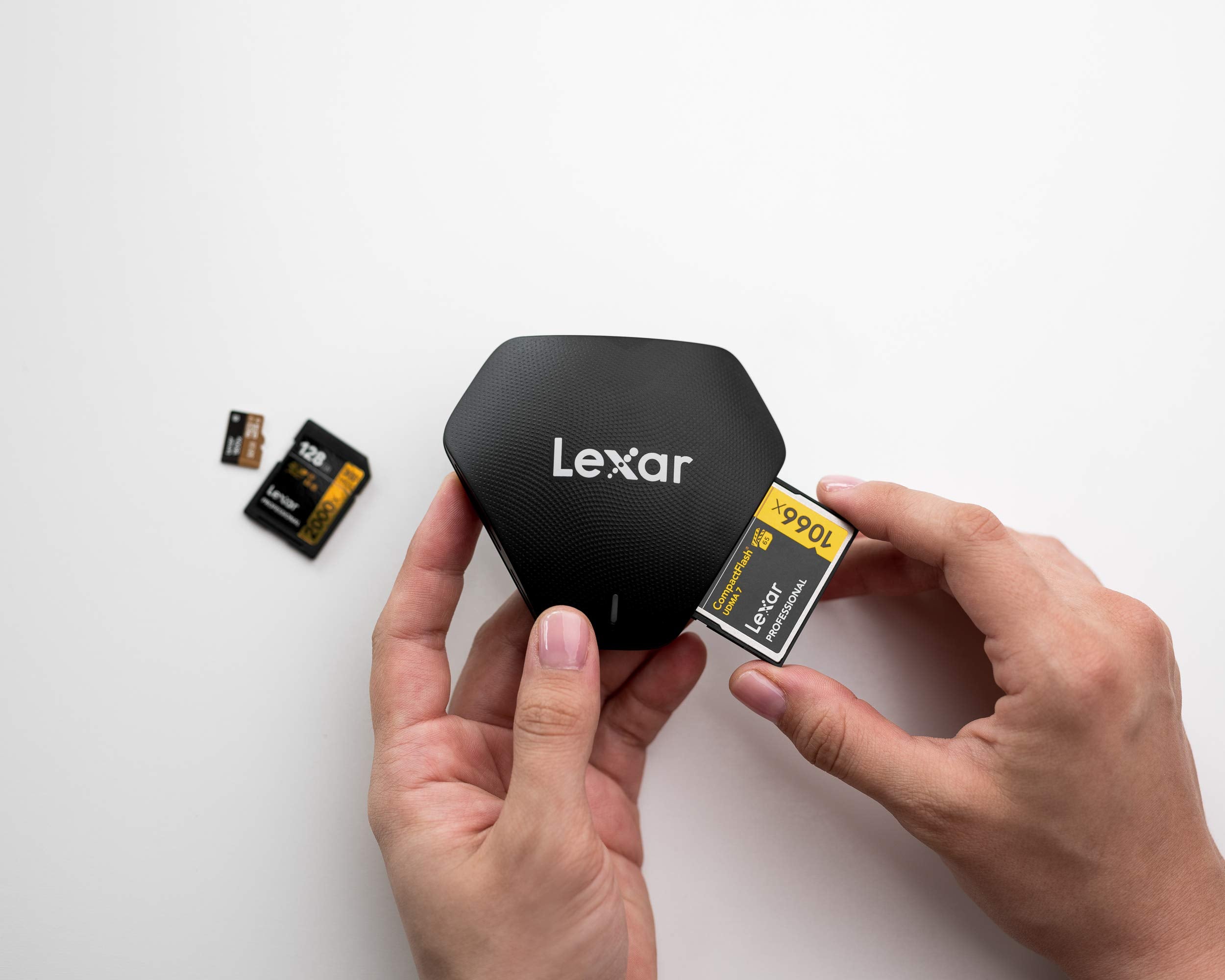 Lexar Professional Multi-Card 3-In-1 Usb 3.1 Reader, Supports Sd, Microsd And Cf Cards (Lrw500Urbna)