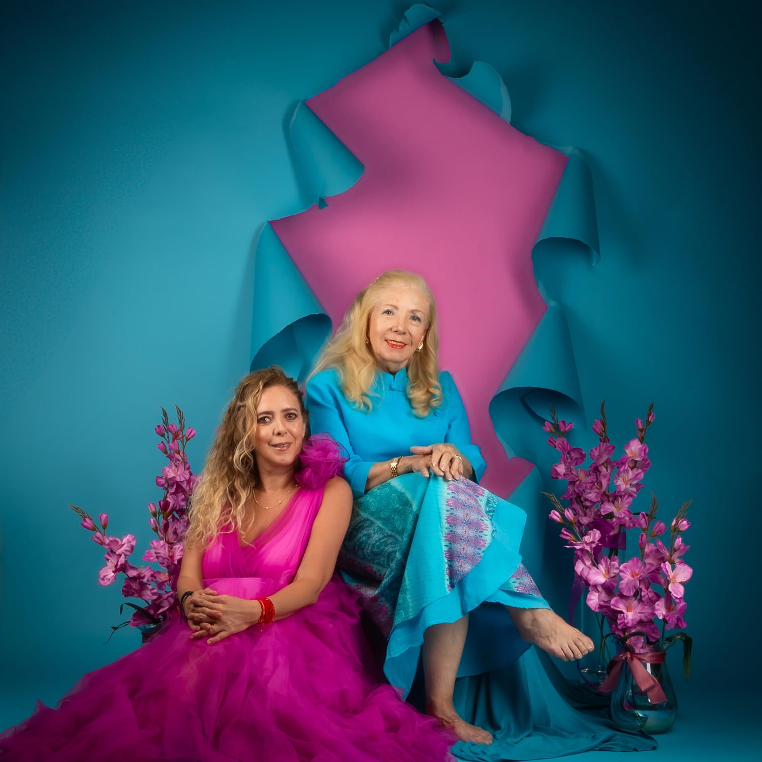 Kate Seamless Paper Backdrop For Photography Solid Blue Backdrop Paper (53''X16.4' Lite Blue)