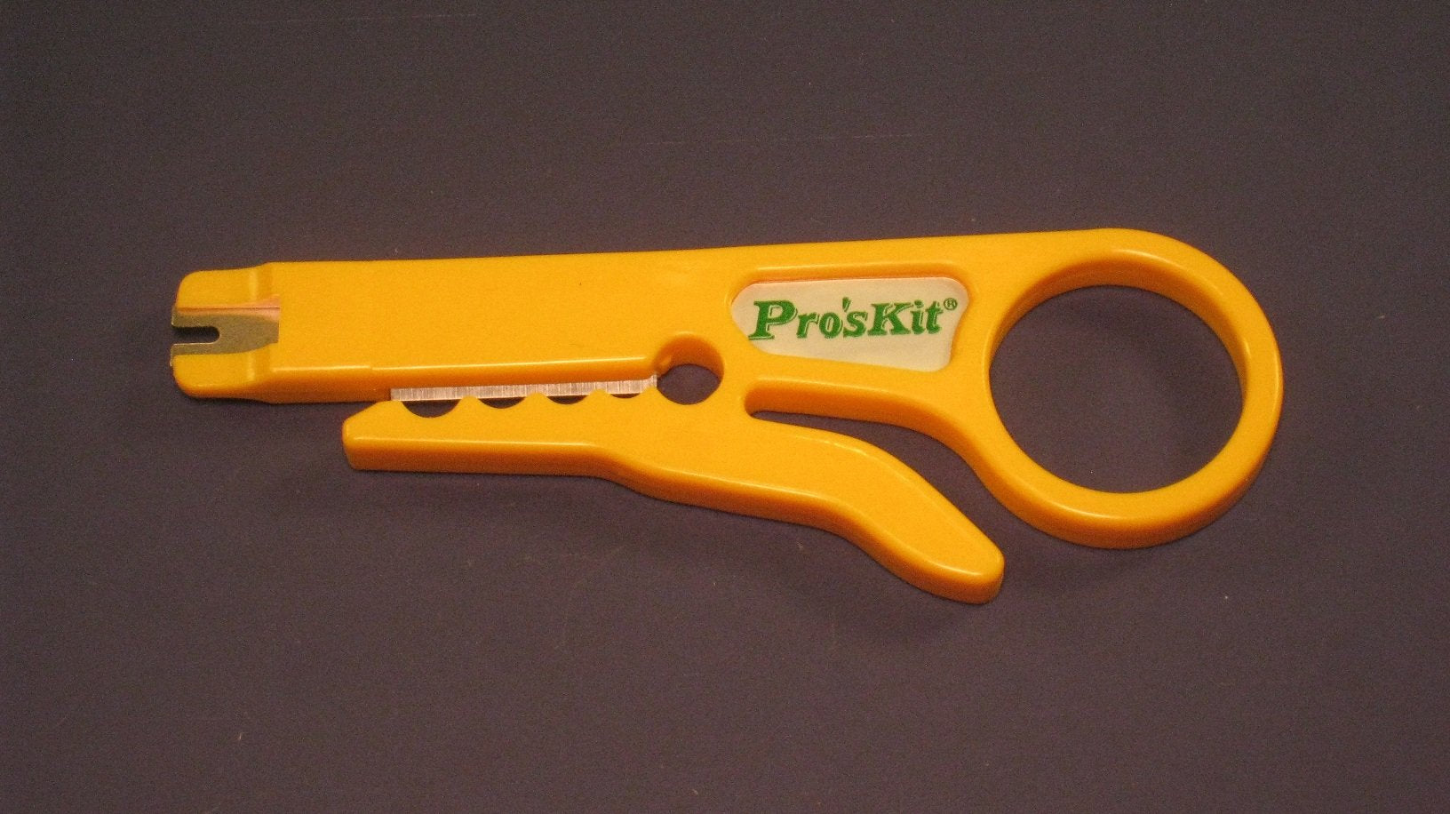 Evidence Audio Geistnote'S The Monorail, Black Cable, Sis (Solderless) Pedalboard Kit   10 Sis Plugs/20 Feet Of Black Monorail