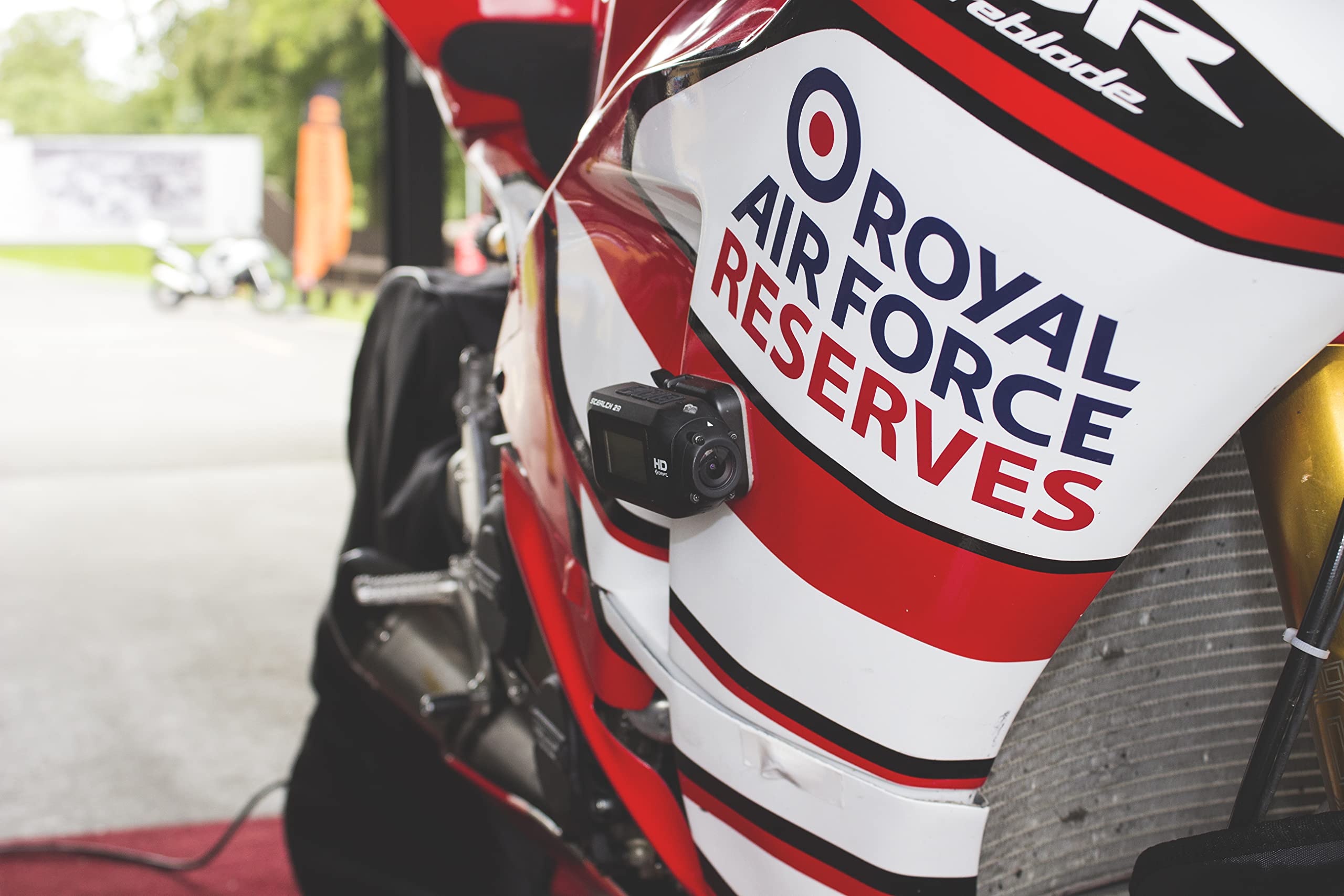 Drift Flat Adhesive Mounts X 5   Great To Have Extra Flat Mounts To Capture Different Shots