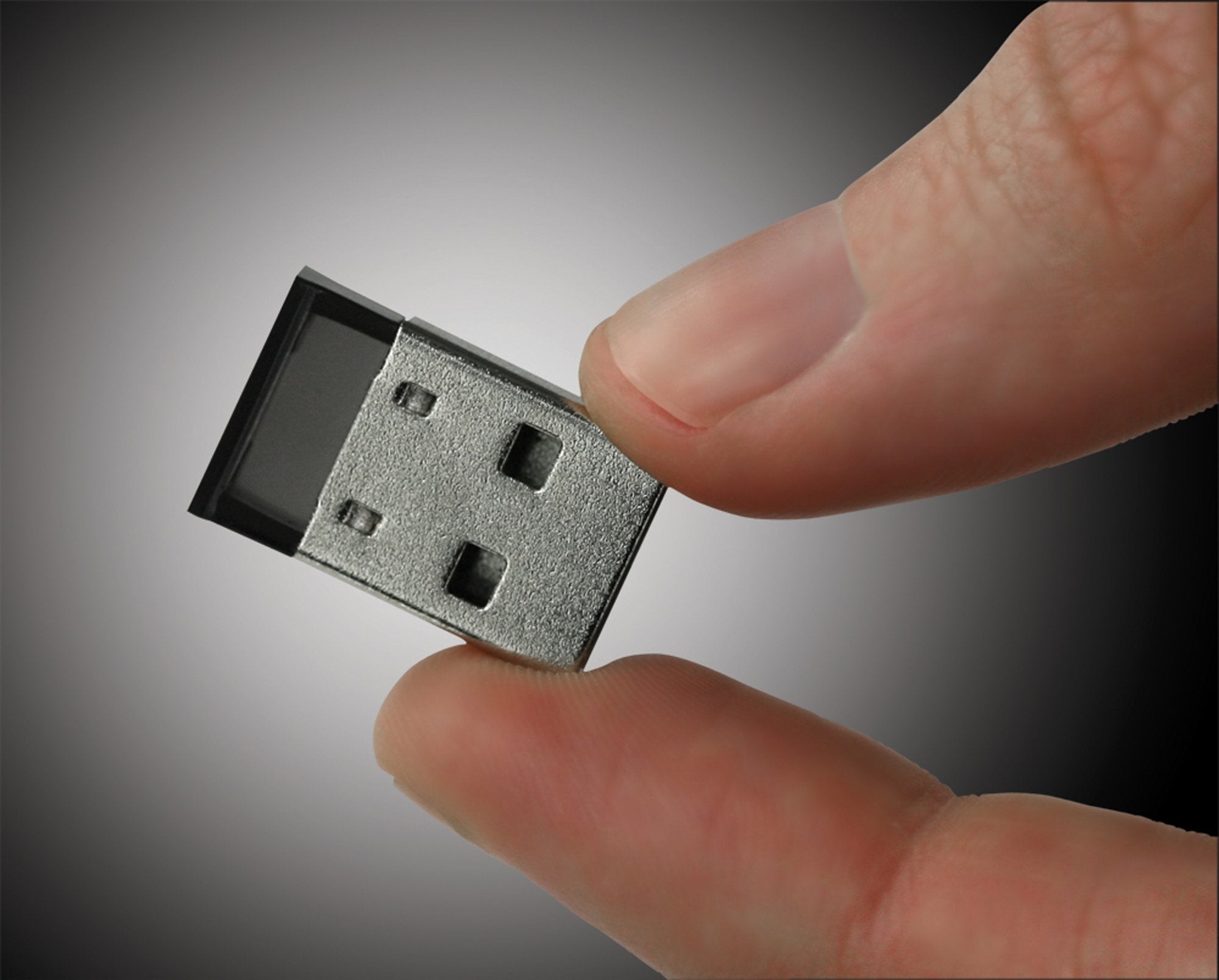 Trendnet Low Energy Micro Bluetooth 4.0 Class I Usb 2.0 With Distance Up To 10 Meters/32.8 Feet. Compatible With Win 8.1/8/7/Vis