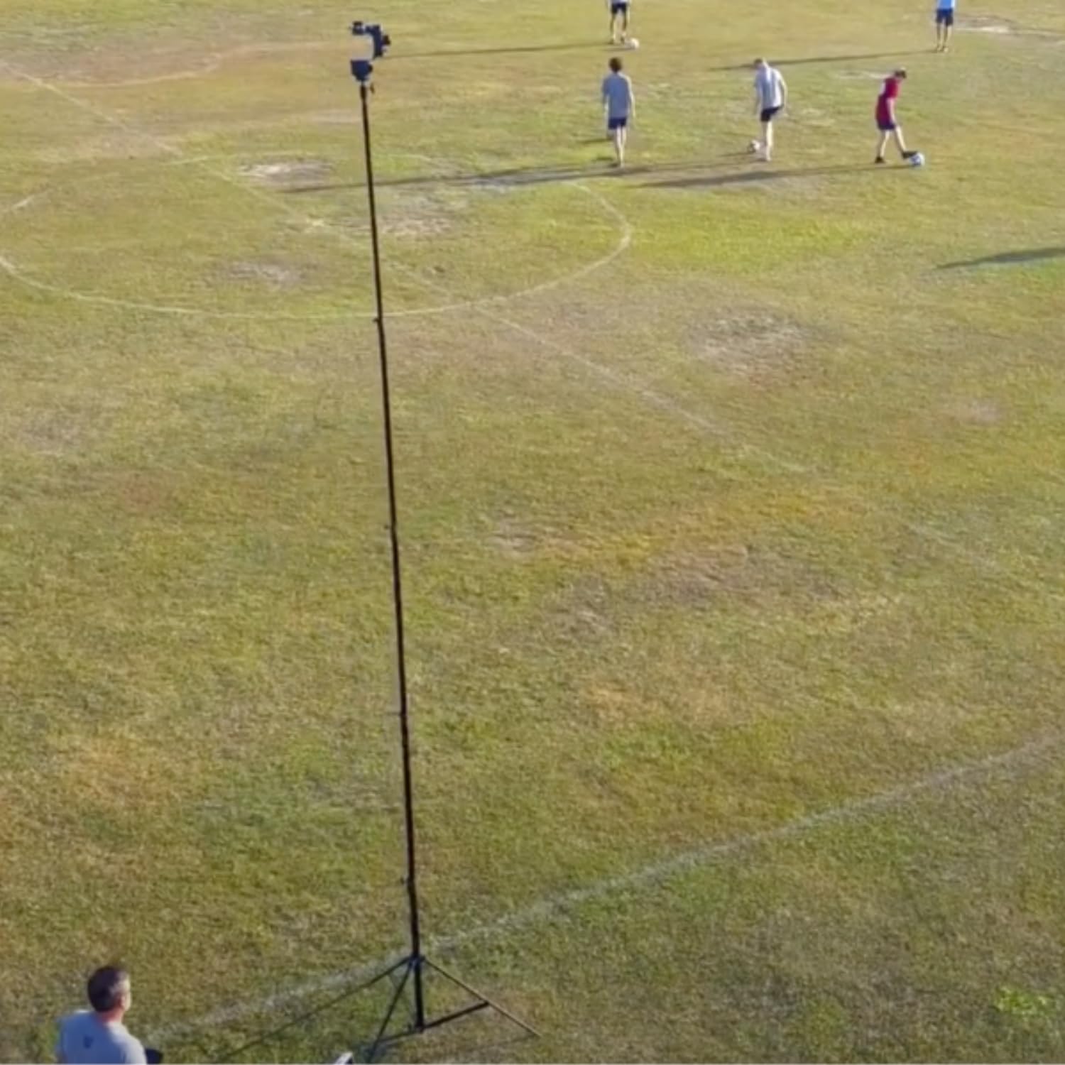 Glide Gear Tst 20 Sky High 20 Tall Video Camera Tripod Stand - Air-Cushioned Telescoping Sections, Supports Up To 8 Lbs - Ideal