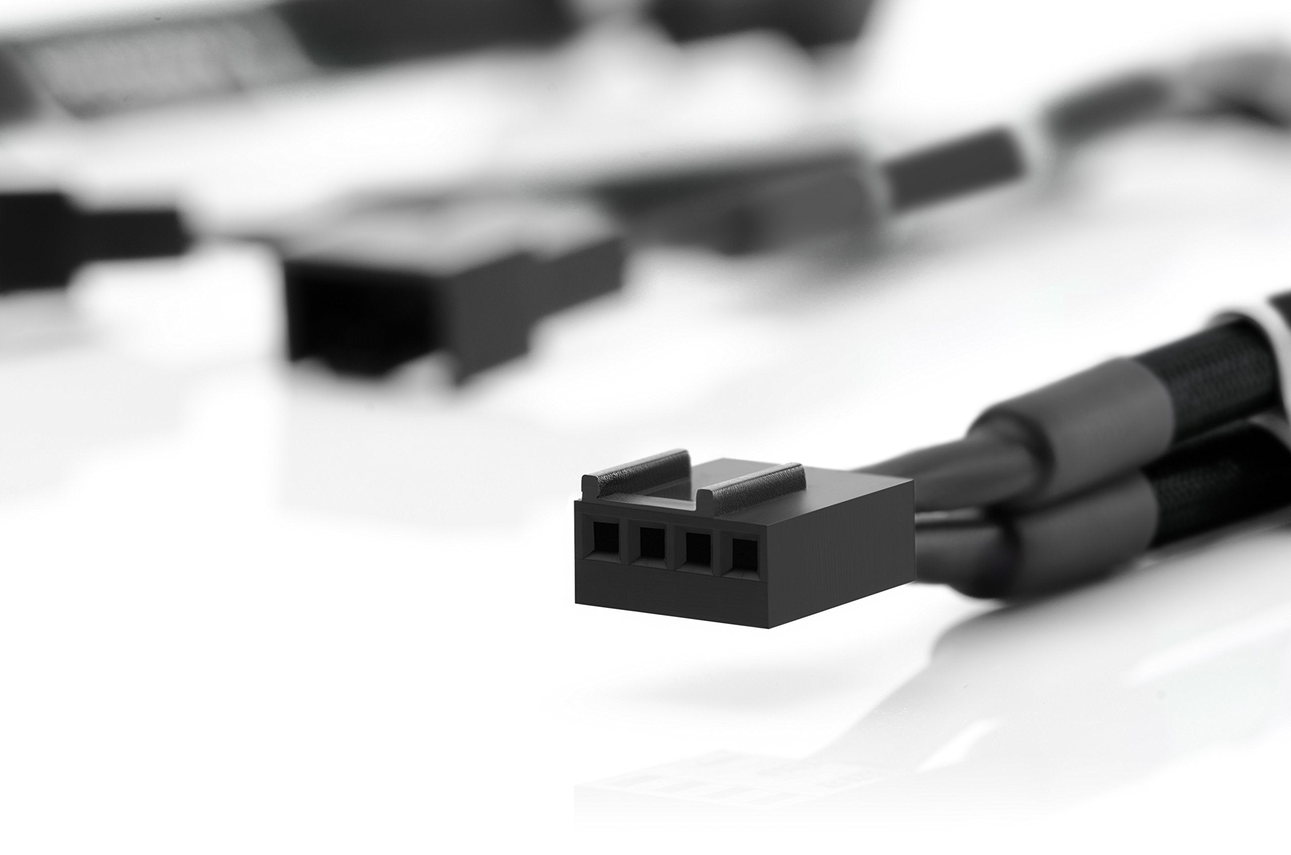 Noctua Na Syc1 Chromax.Black, 4 Pin Y Cables For Pc Fans (Black)