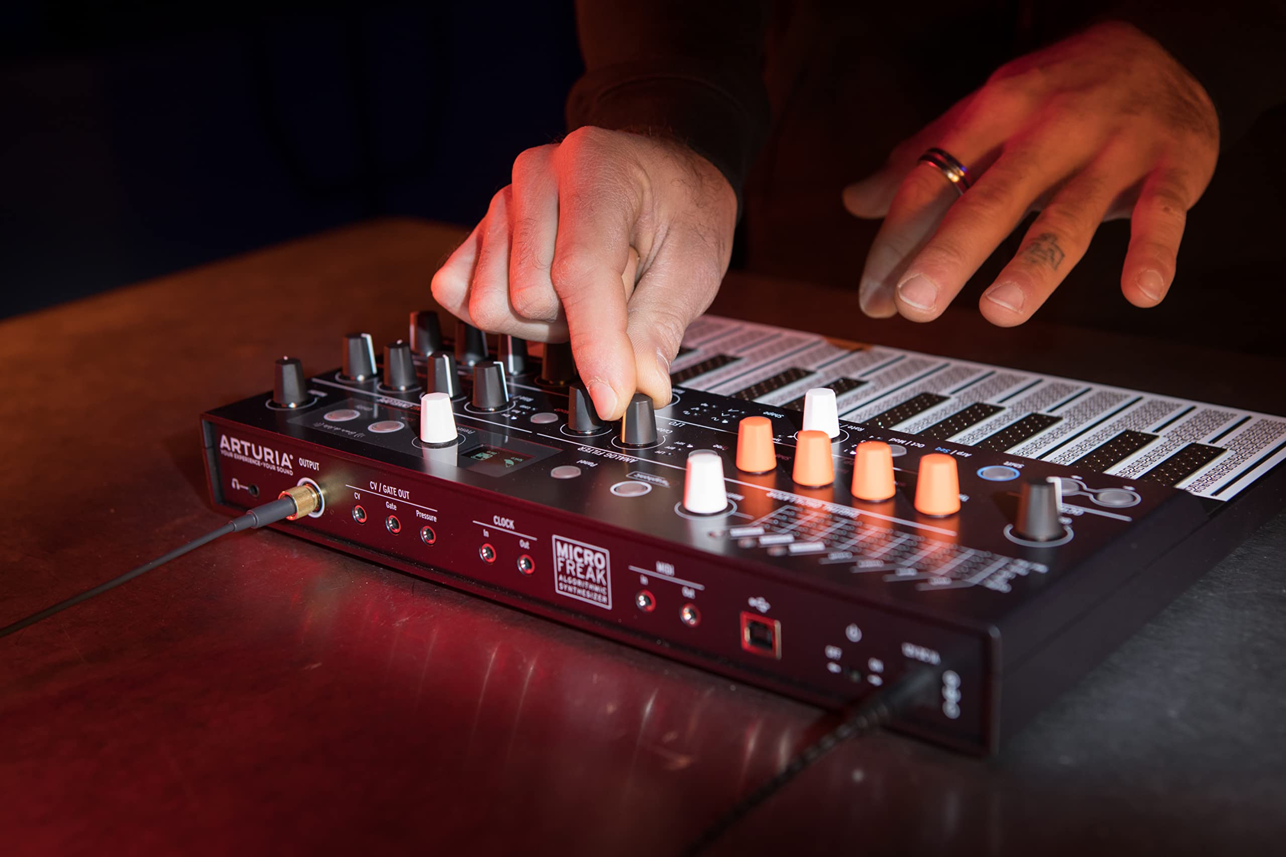 Arturia   Microfreak Synthesizer Keyboard   25 Key Hybrid Synth With Pcb Keyboard, Wavetable & Digital Oscillators, Analog Filte