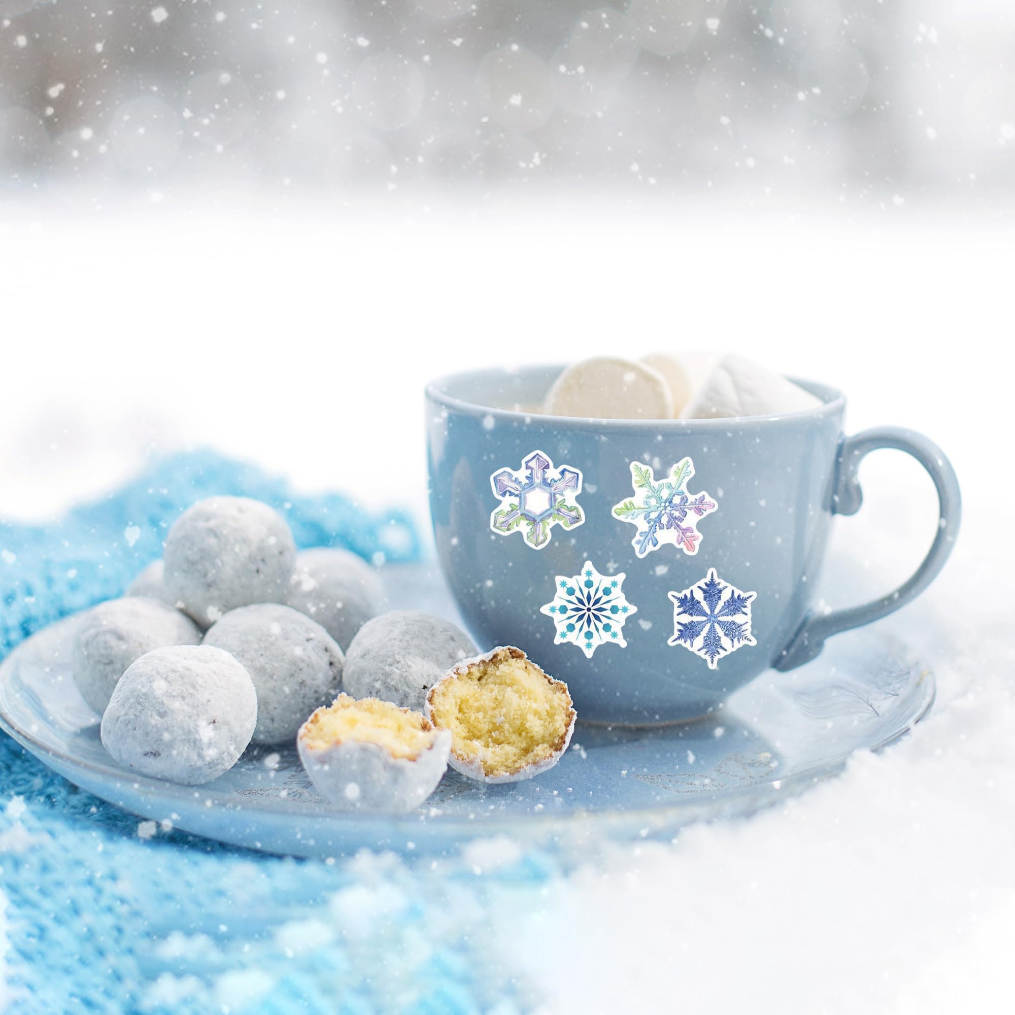 100 Pcs Snowflake Stickers Winter Frozen Stickers For Laptop Water Bottle Computer Refrigerator Luggage Phone Case Bicycle Teens