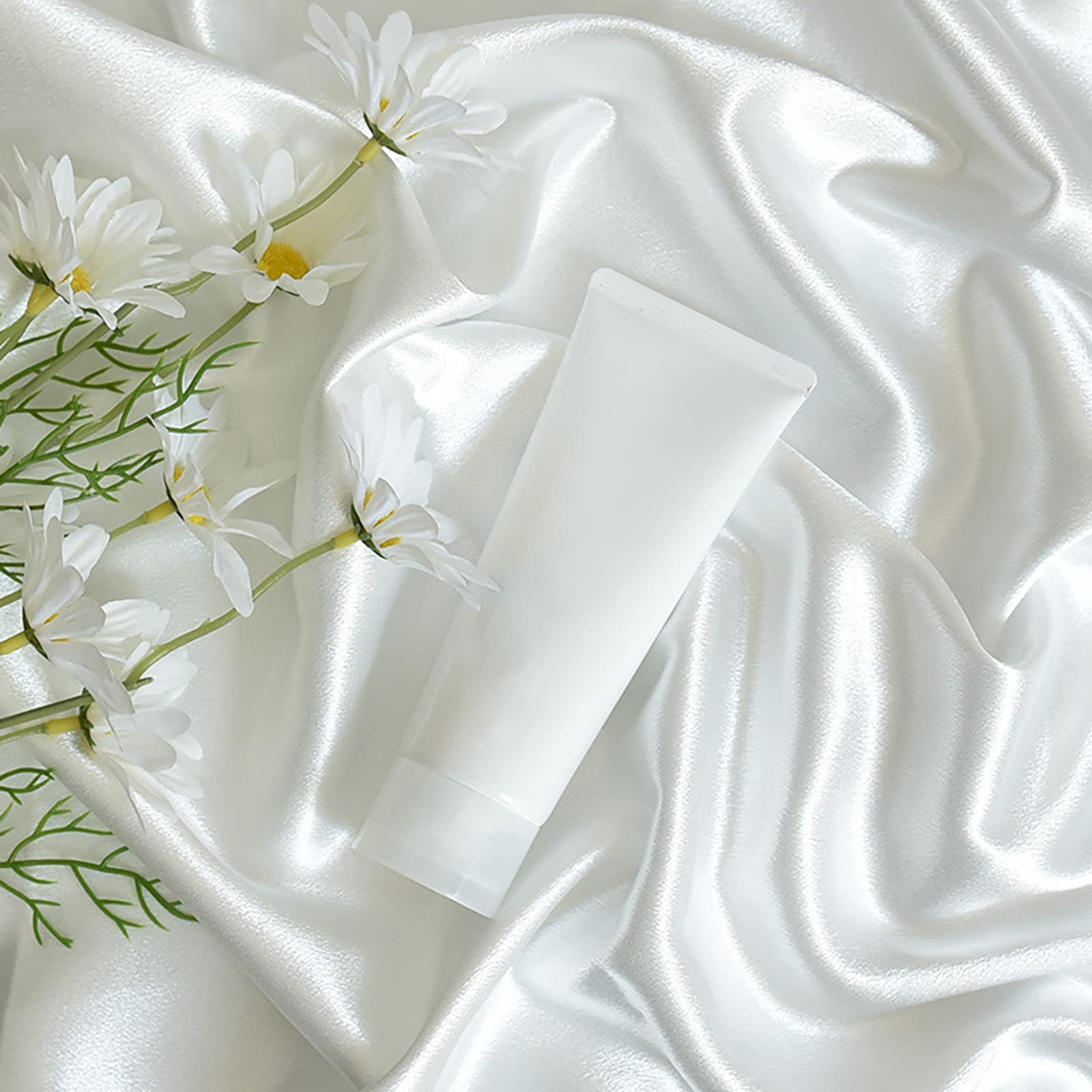 Yiemoge Satin Photography Background Silk, Glossy Fabric Cloth Backdrops For Goods, Crafts, Jewelry, Cosmetics, Food Photoshoot