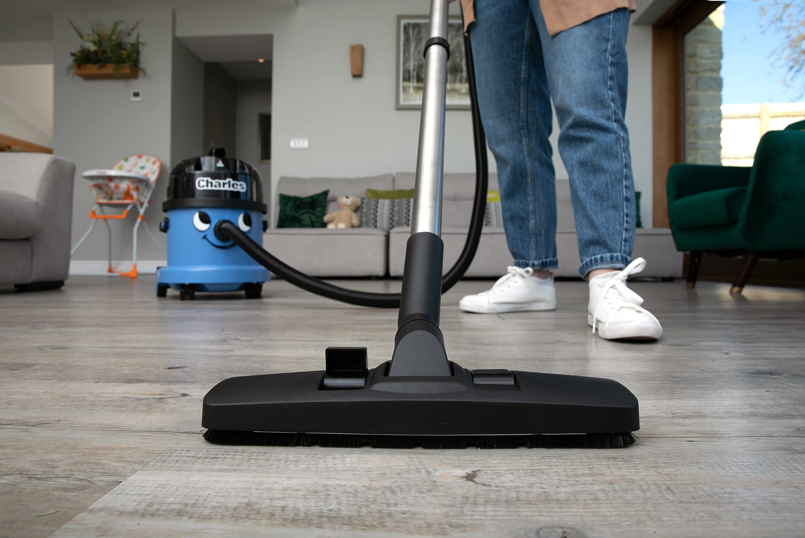 Numatic Charles Vacum Clean Cvc370 240V