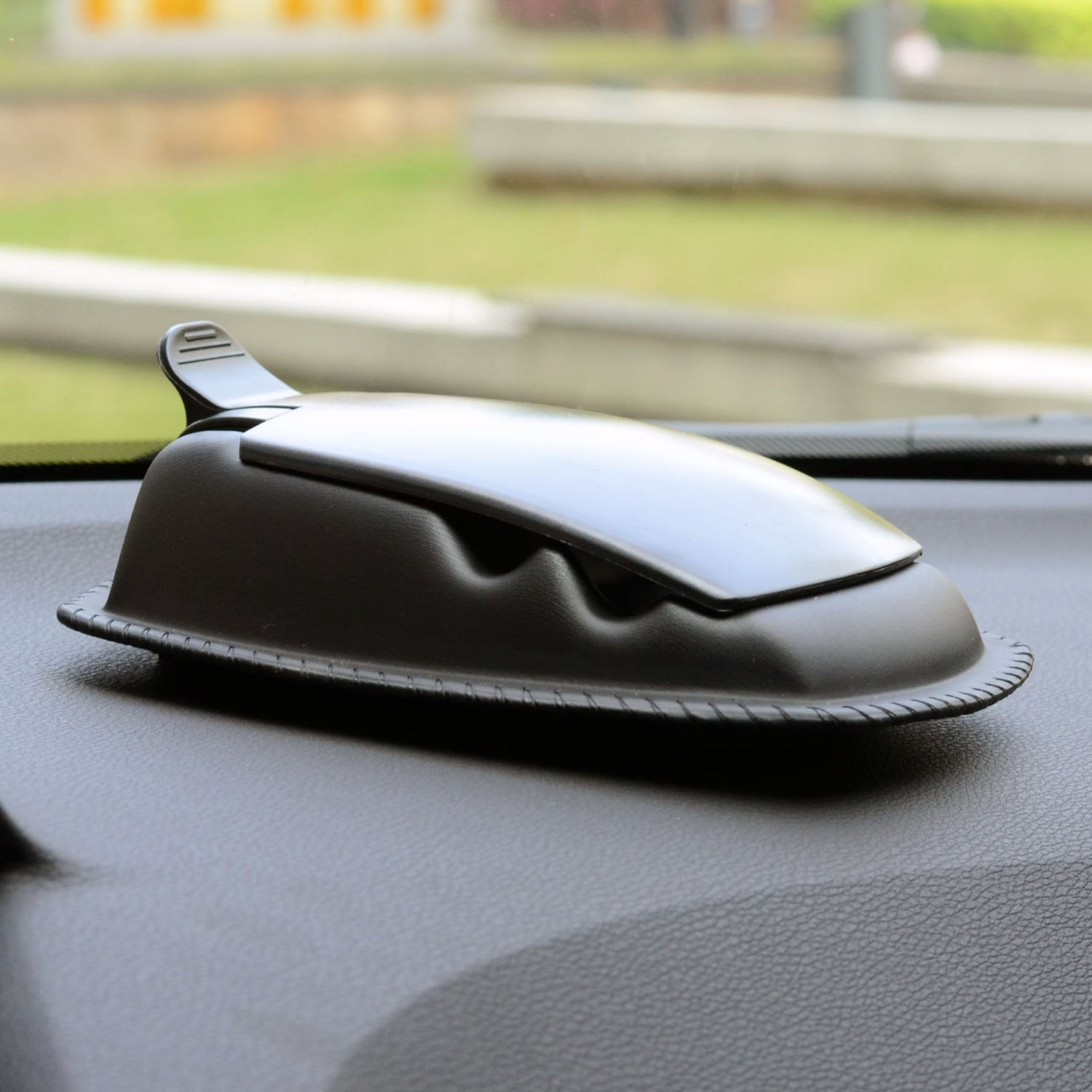 Apps2Car Gps Car Truck Mount, Non Slip Gps Bean Bag Dash Mount 2 In 1 Anti Skid Friction Dashboard Sandbag Clamshell Phone Holder For Garmin Nuvi Tomtom Magellan Navigation & All Cell Phone Iphone