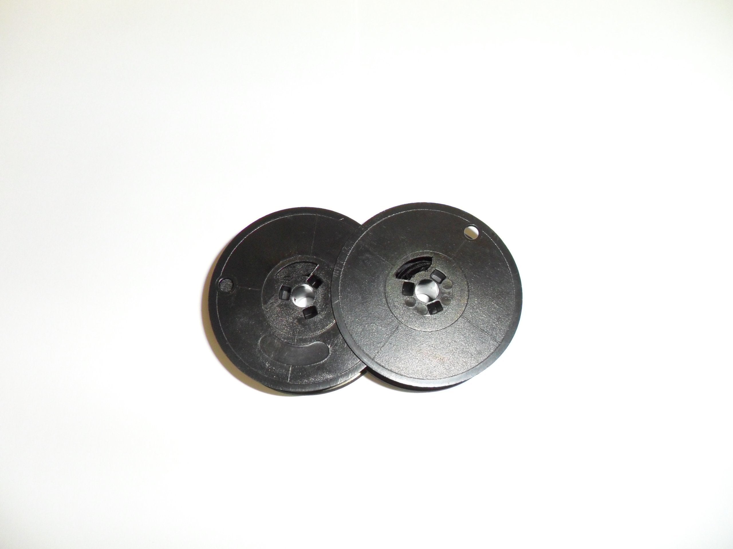 1 X Original Olivetti Lettera 21, 22, 24, 25, 31, 32, 35, 35I, 35L, 36, 36C, 37, 82 And S14 Typewriter Ribbon, Oem, Black