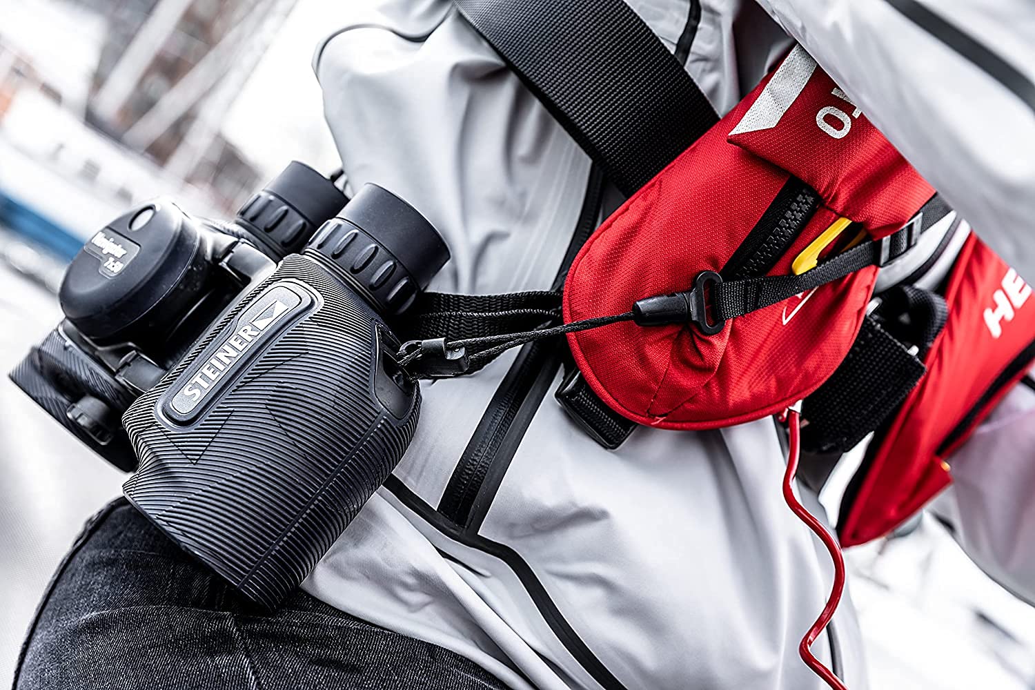 Steiner 7X30 Navigator Marine Binoculars With Open Bridge Design And Sports Auto Focus, With Compass