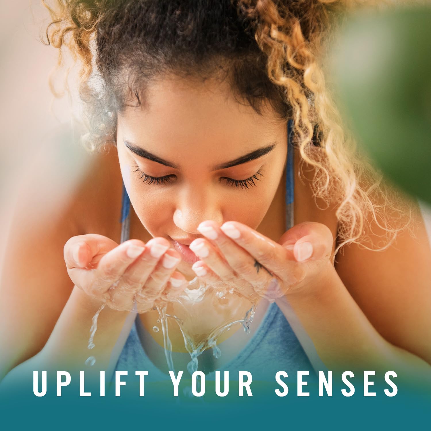 Febreze Odor Fighting Fade Defy Plug Air Freshener, Refresh And Energize, Soothe And Restore, Pack Of 4 (2 Of Each), .79 Fl. Oz.